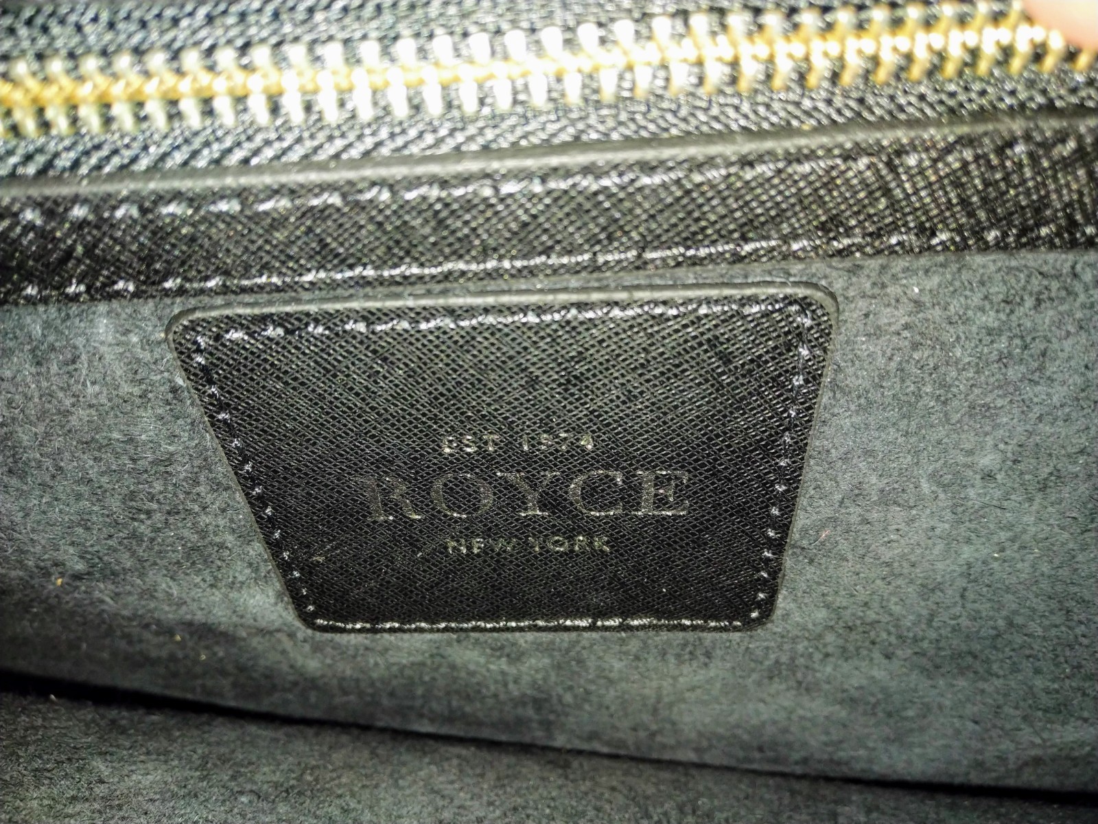 Royce Kensington Single Gusset Briefcase, Saffiano Leather, Black NEW WITH TAGS