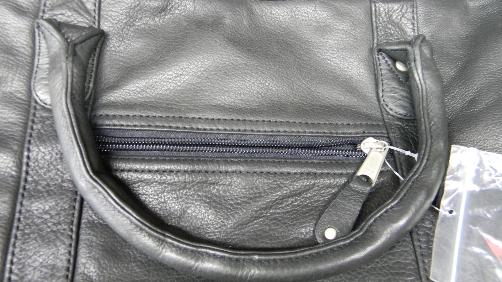 CANYON OUTBACK BLACK GENUINE COWHIDE LEATHER 22″ DUFFLE/WEEKENDER BAG #D305 NEW