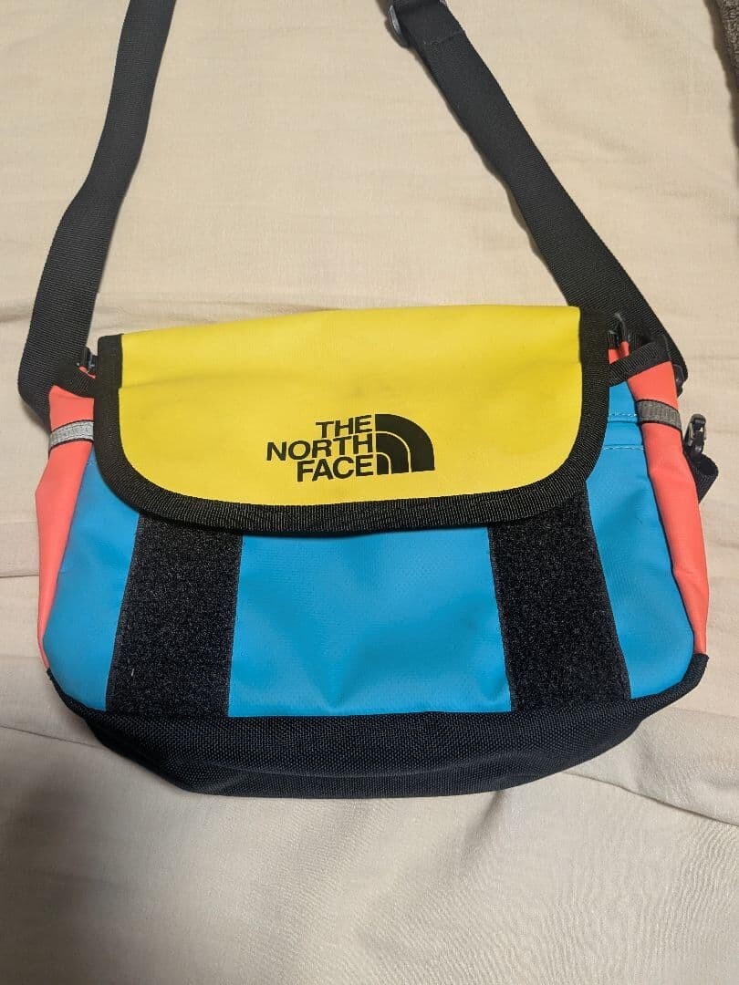 The North Face Messenger Bag Yellow Blue Black Red Adjustable Strap Auth