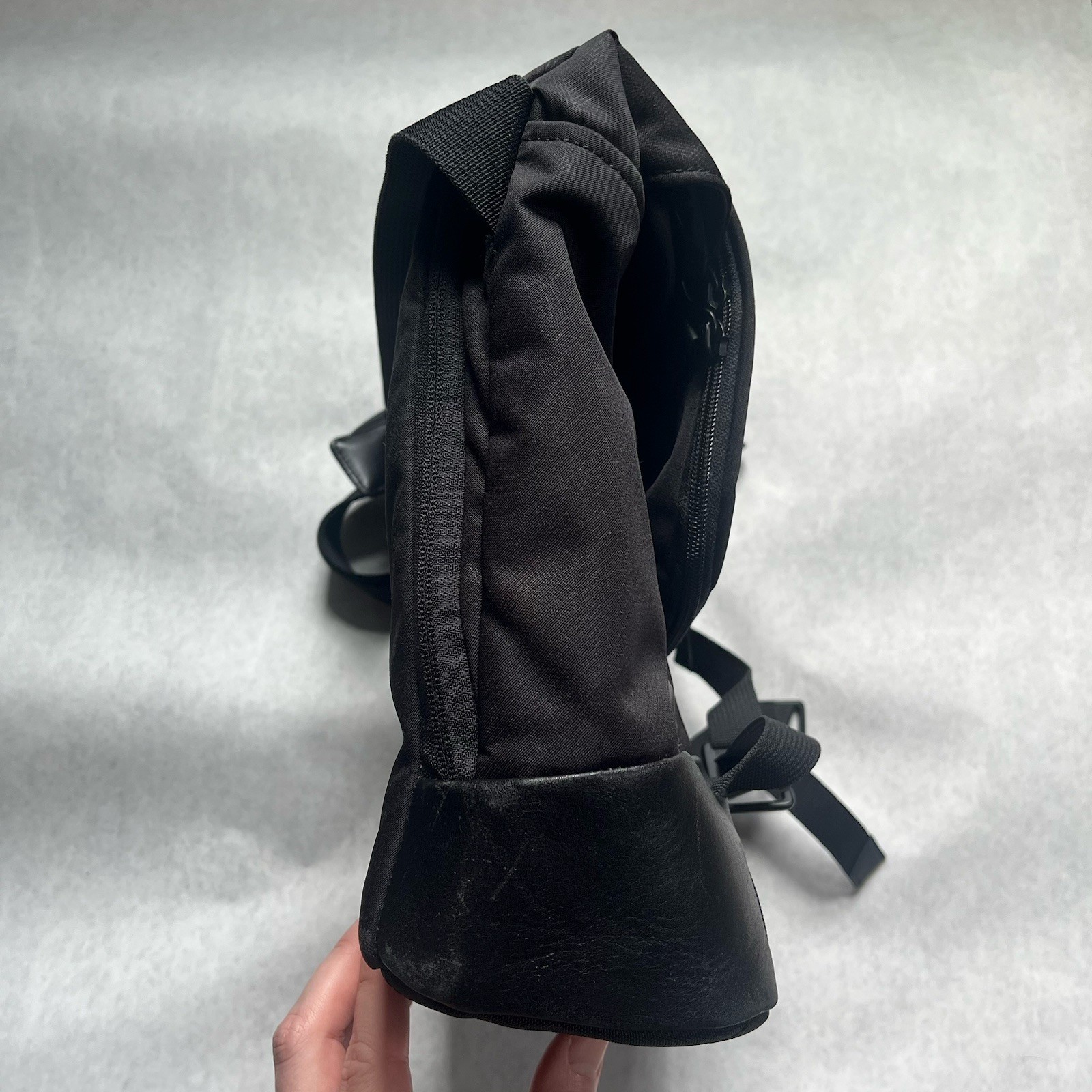 TUMI Tahoe Bode Messenger Bag Black Laptop Business Bag Flip Top Pockets Casual