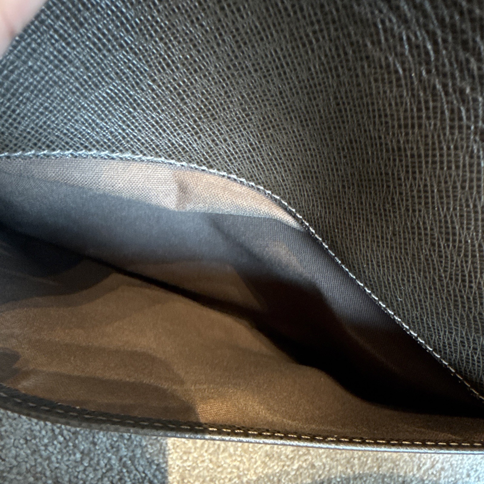 Authenticated Louis Vuitton Brown Men’s Messenger Bag Adjustable Strap w dust ba