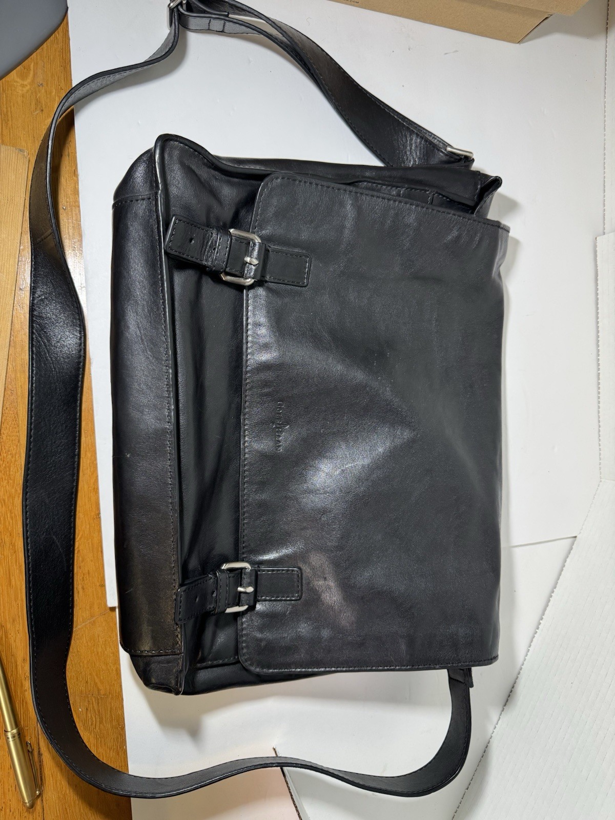 Cole Haan Men’s Messenger Pebbled Leather Carry Bag Black