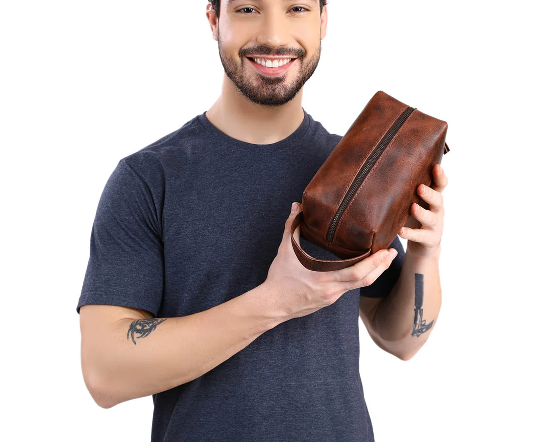 VELLAIRE Leather Toiletry Bag, Travel Toiletry Bag For Men, Men’s Toiletry Bag
