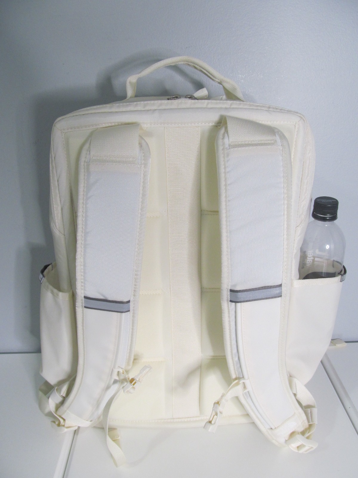 North Face Base Camp Daypack, White Dune 17″ Tech Laptop Backpack, Packable, NWT
