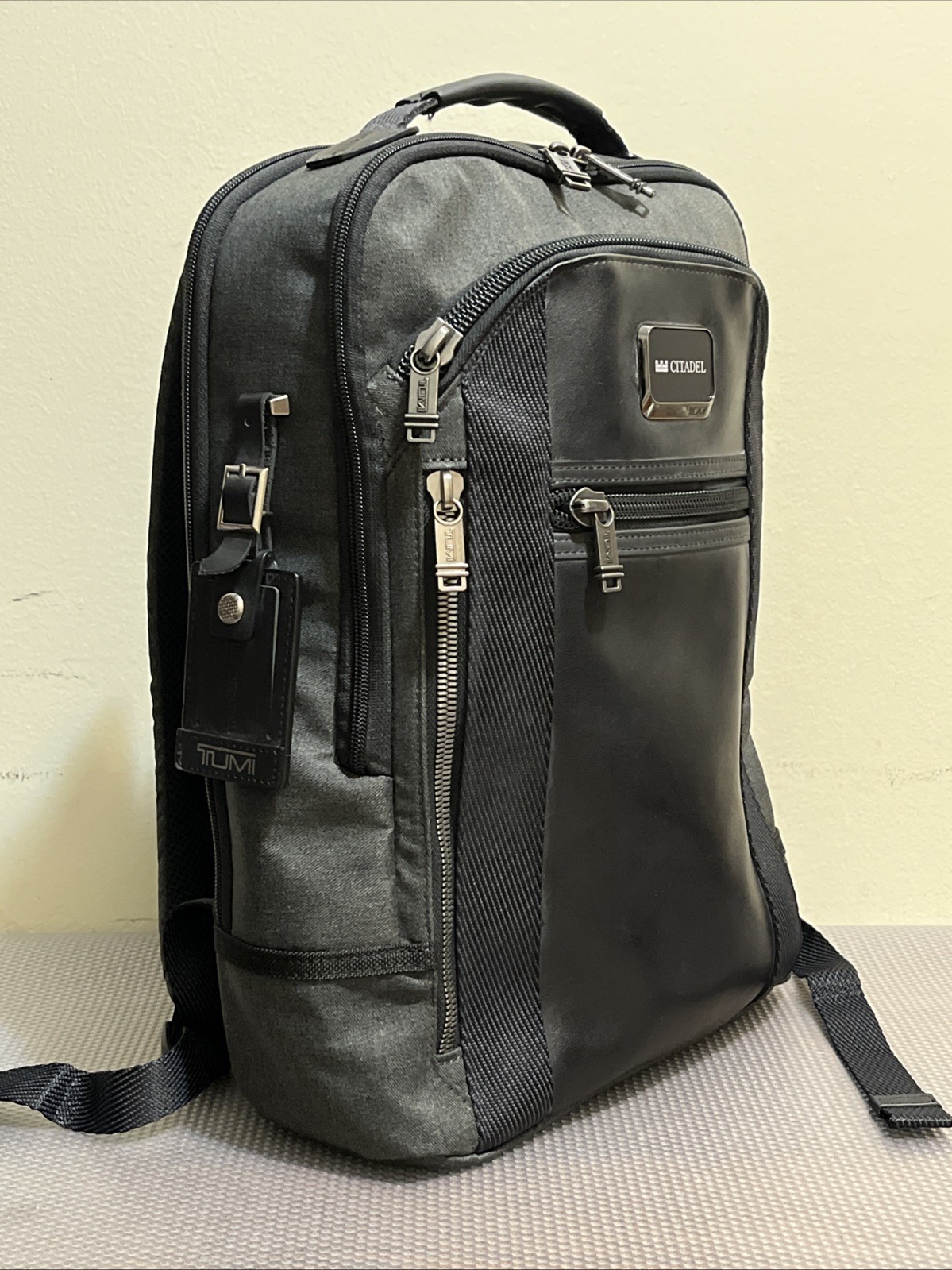 Tumi Alpha Bravo Davis Backpack Laptop Carry Bag Nylon Leather 232682GT3 – EUC