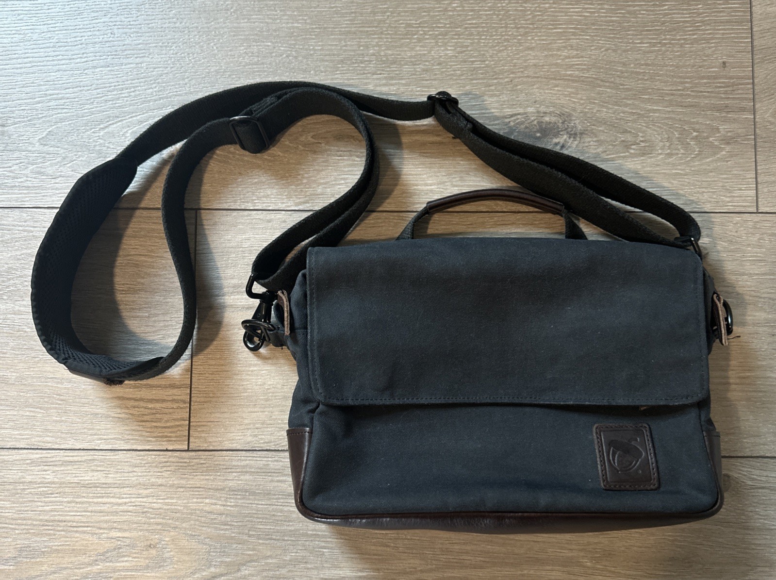 NutSac Magsatch 11 Messenger Bag Waxed Canvas Black Brown Leather Made In USA