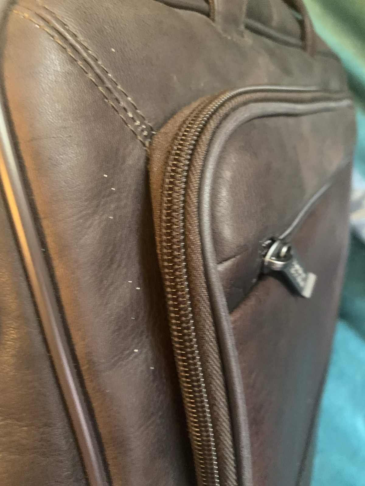 Kenneth Cole Reaction briefcase brown genuine leather laptop messenger bag