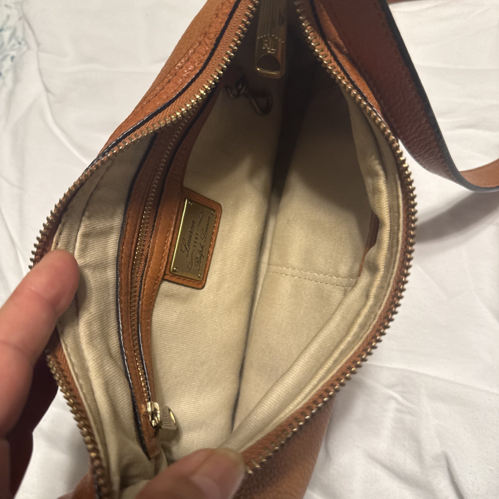 Lauren Ralph Lauren Leather Crossbody Shoulder Bag Hobo Camel Brown RL0526373