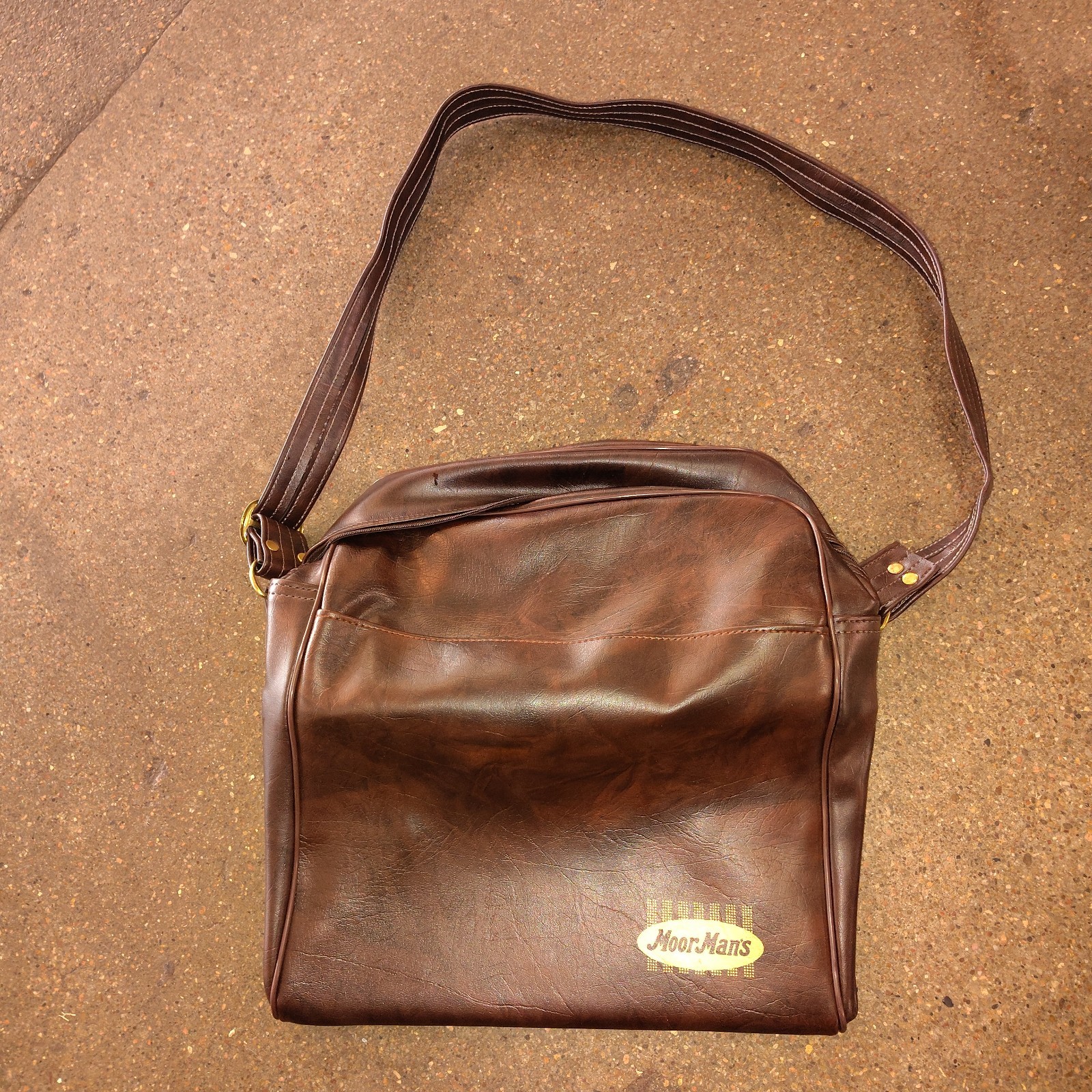 Vintage MoorMan’s Feed Salesman Shoulder Bag Air-Tex Brown Messenger Satchel