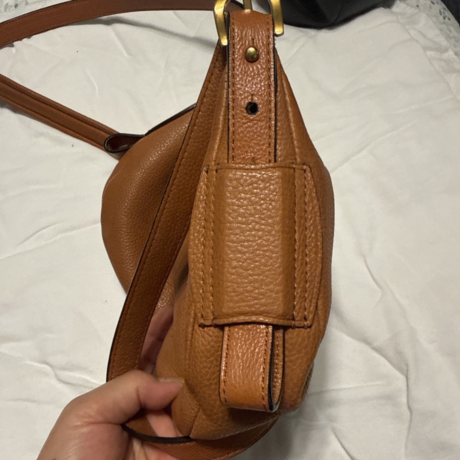 Lauren Ralph Lauren Leather Crossbody Shoulder Bag Hobo Camel Brown RL0526373