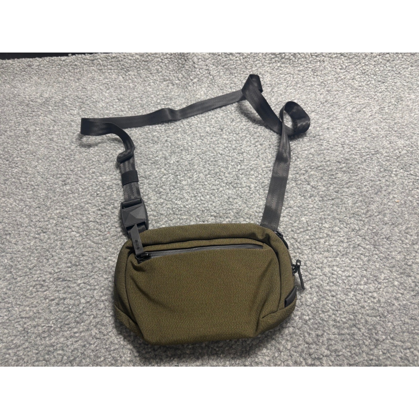 Alpaka Sling Bag Olive Green Black Crossbody EDC Techwear Magnetic Buckle