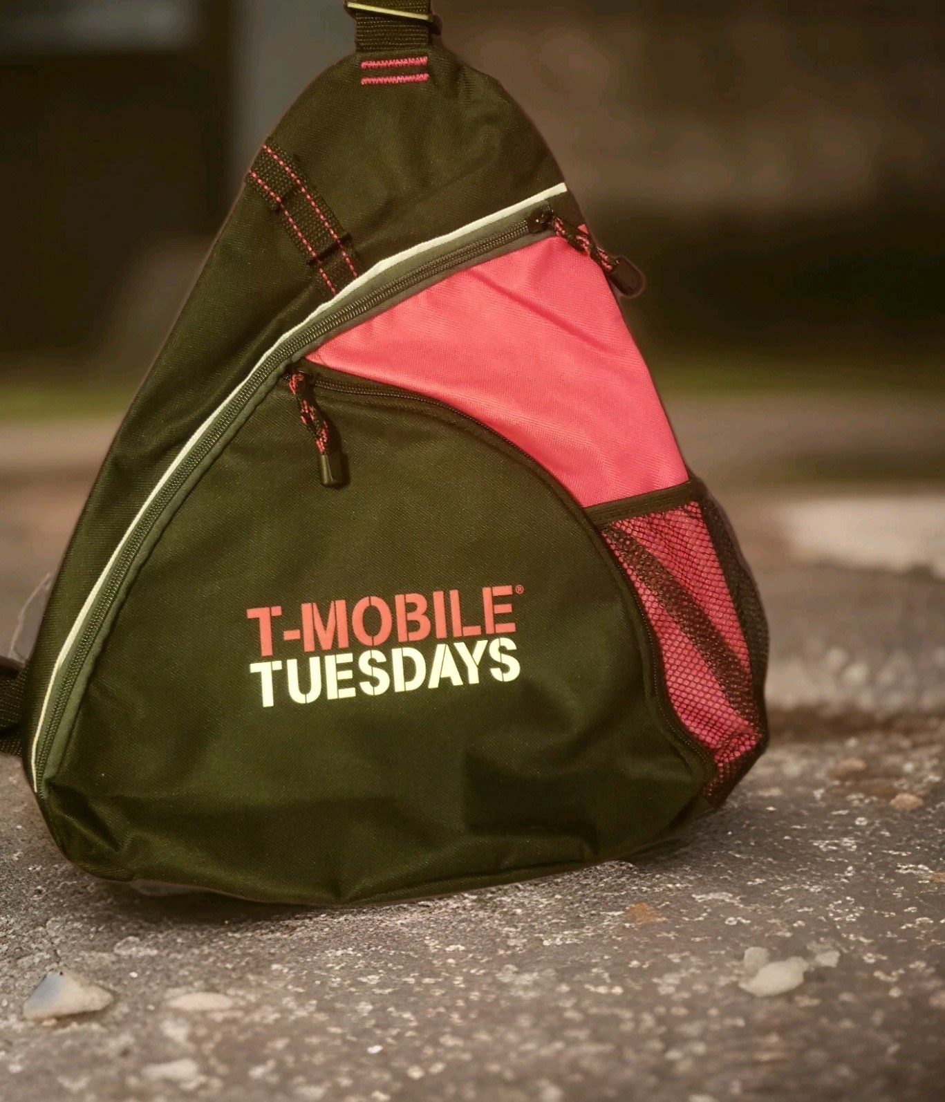T MOBILE Sling Style Back Pack, New – LAST ONE!