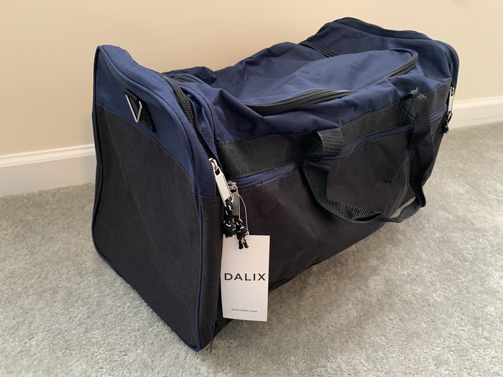 New Dalix Duffle Bag 4 Pockets Zip Two Toned Blue Black Travel Bag