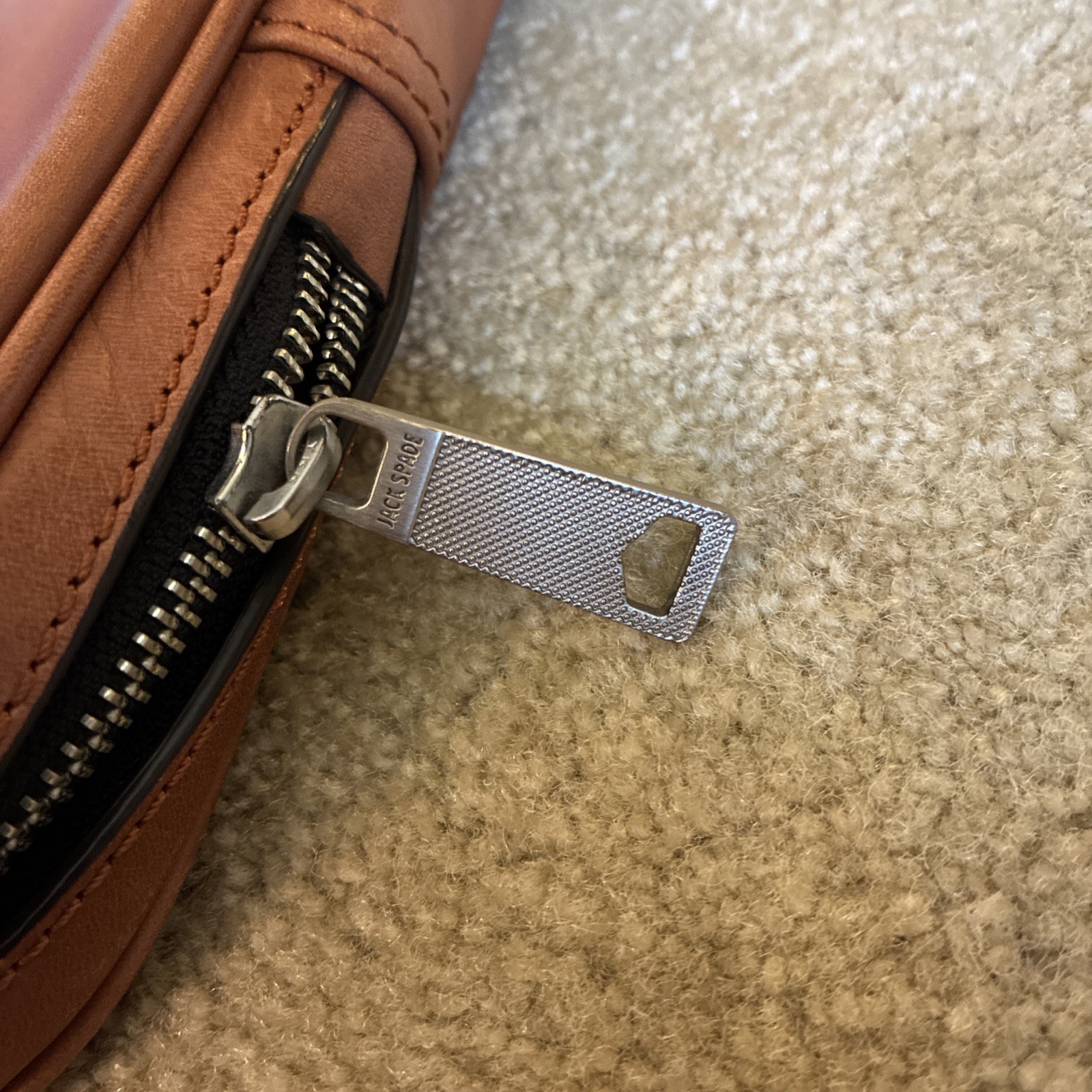 JACK SPADE Tan Solid Leather Briefcase Bag GUC No Shoulder Strap