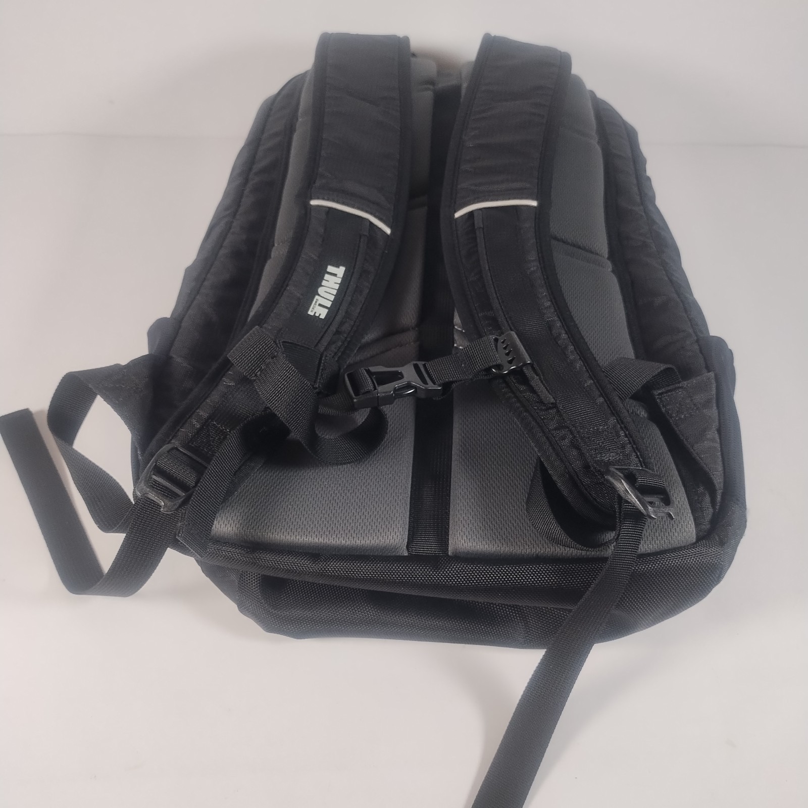 Thule Study Blue Backpack Laptop Sunglasses Case