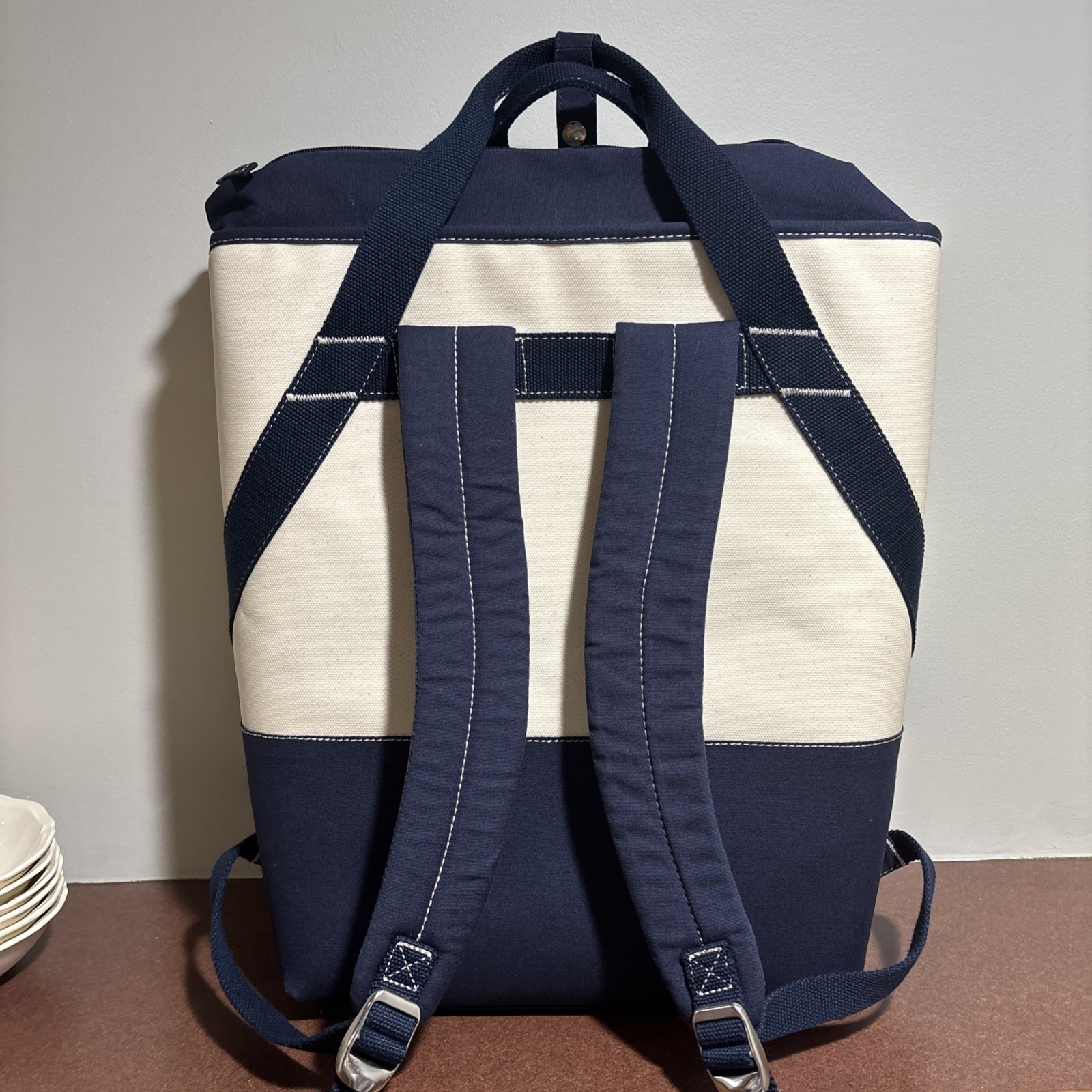 LLBean Large Insulated Navy & White Canvas Backpack Boat/Beach/Camping Tote