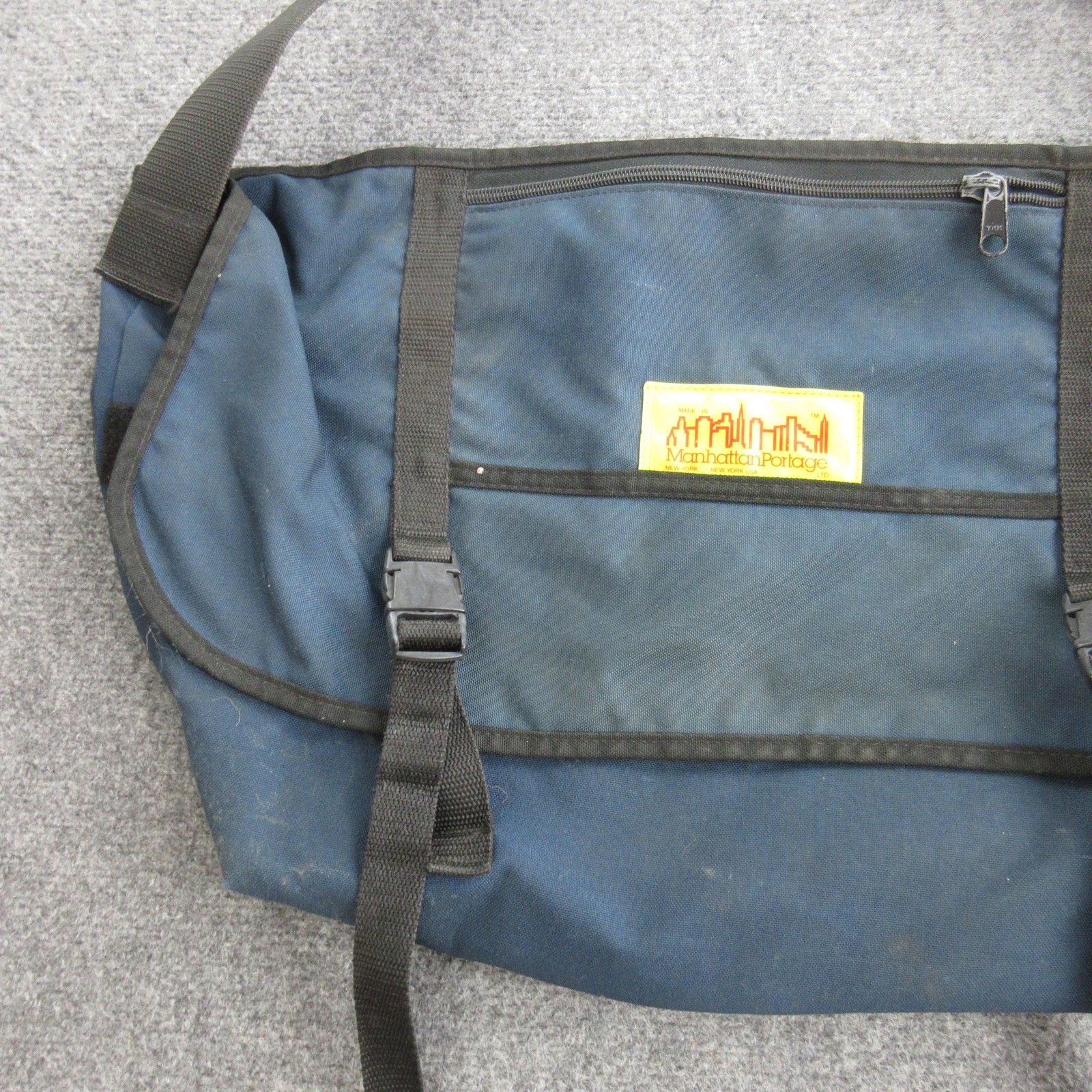 Vintage Manhattan Portage Messenger Bag Mens Large Blue Canvas Made USA Shoulder