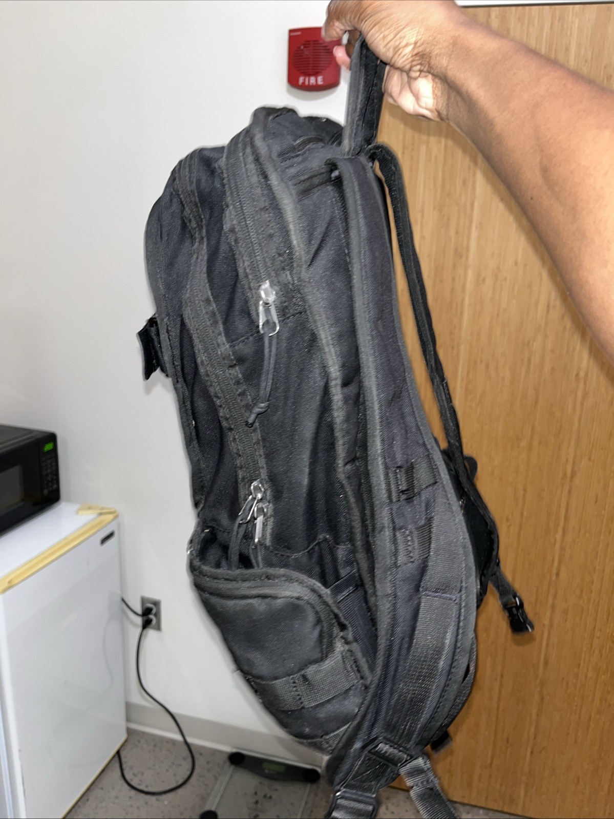 Nike Utility Elite Black Backpack – Large Capacity, Alright Condition