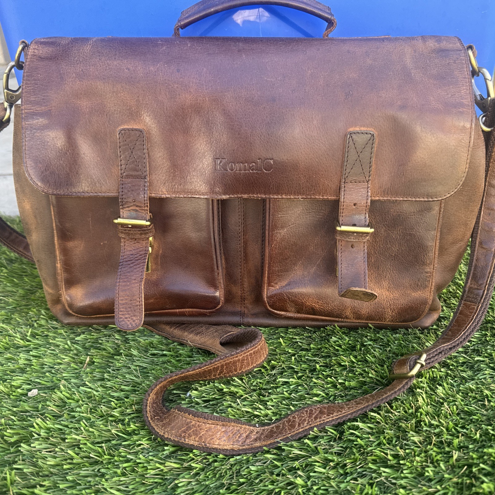 KomalC Distressed Genuine Leather Briefcase Laptop Messenger Bag • Fabulous