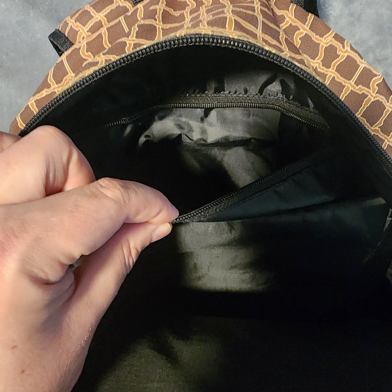 BACKWOODS Cigar Backpack Brown Logo All Natural Tobacco Print School Bag Zip Top