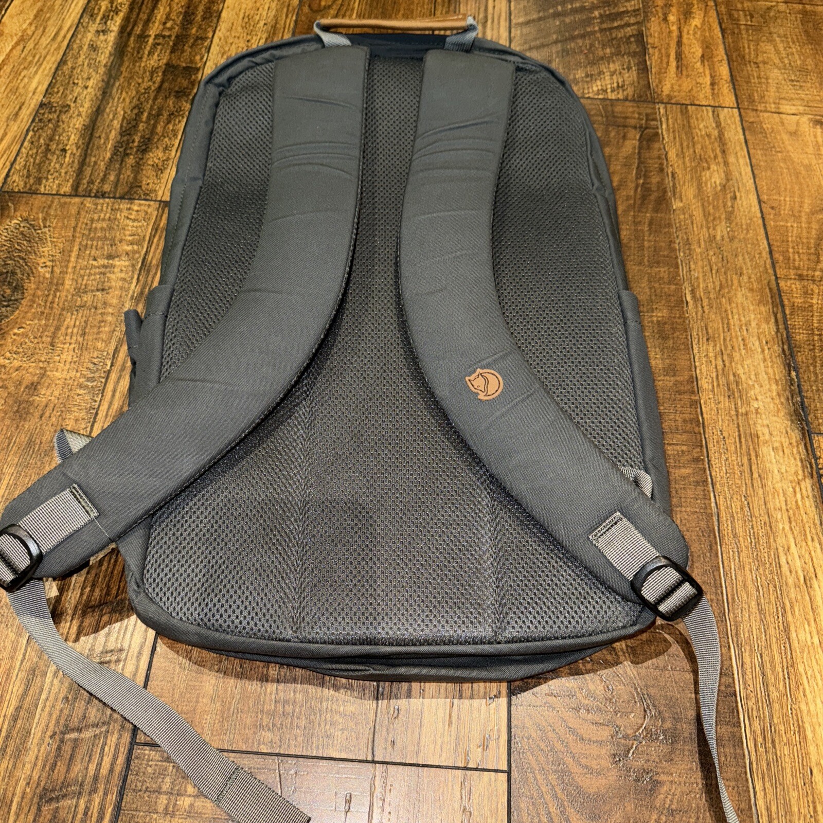 Fjallraven Raven 28