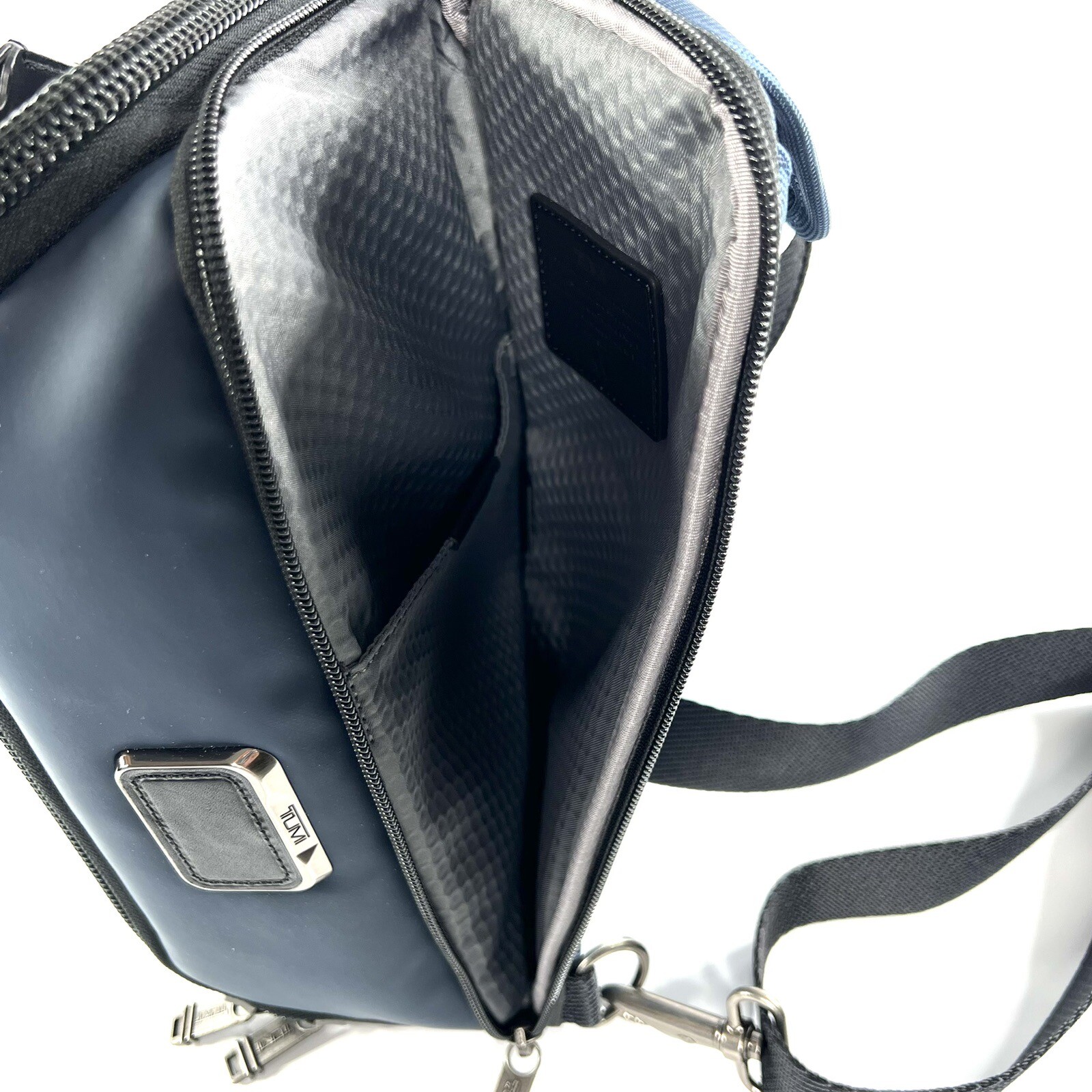 TUMI Alpha Bravo Platoon Sling Navy Blue and Black Shoulder Bag Crossbody