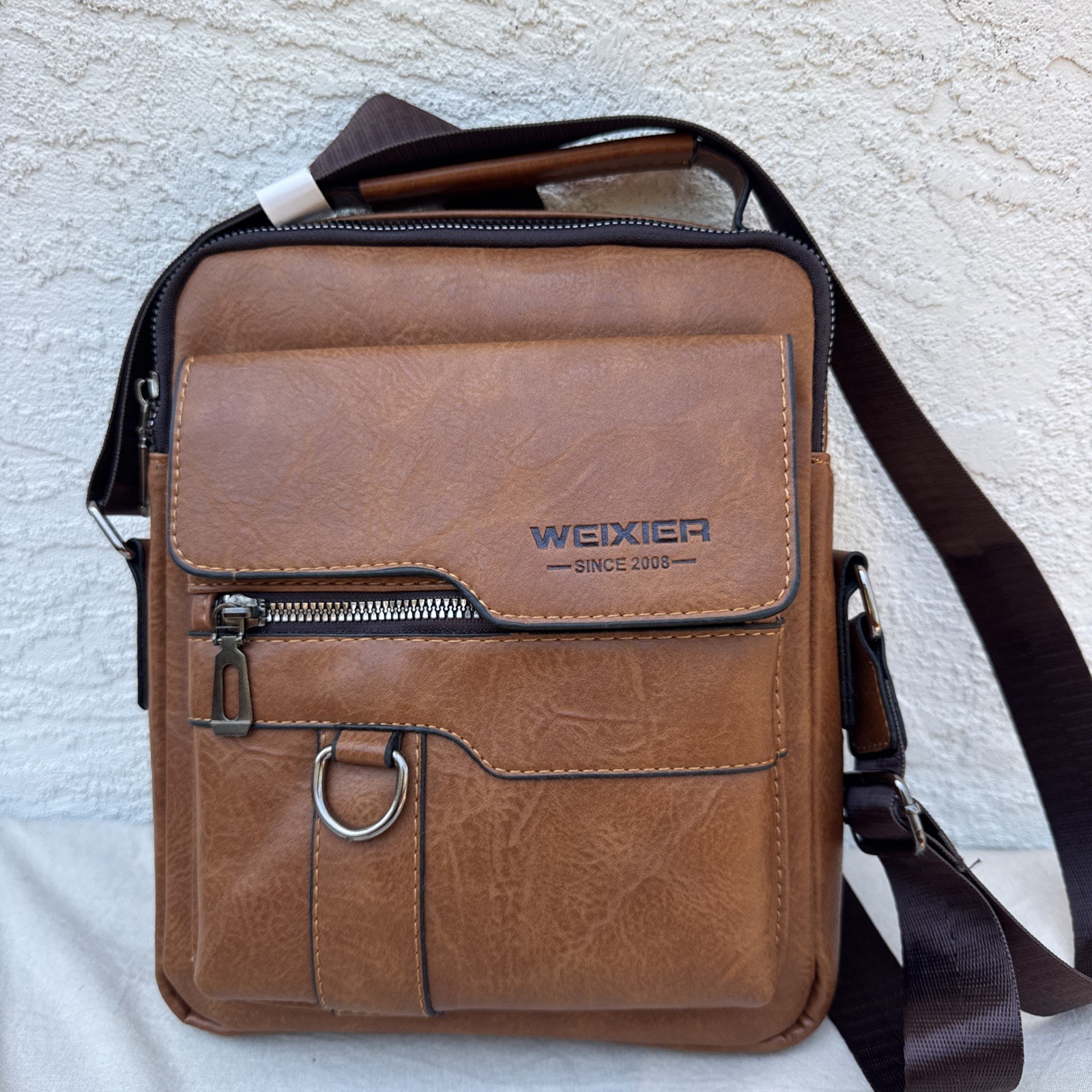 WEIXIER Mens Brown Leather Pockets Inner Dividers Adjustable Strap Crossbody Bag
