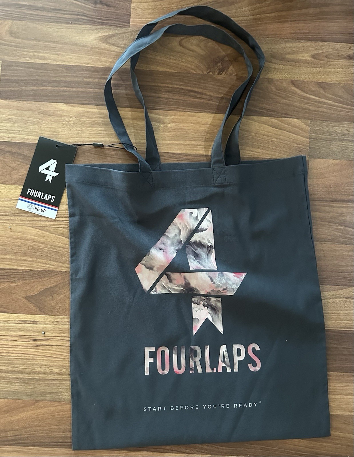 Fourlaps Signature Tote Bag Gray Pink Camo Logo Spellout NEW NWT Stretch Equinox