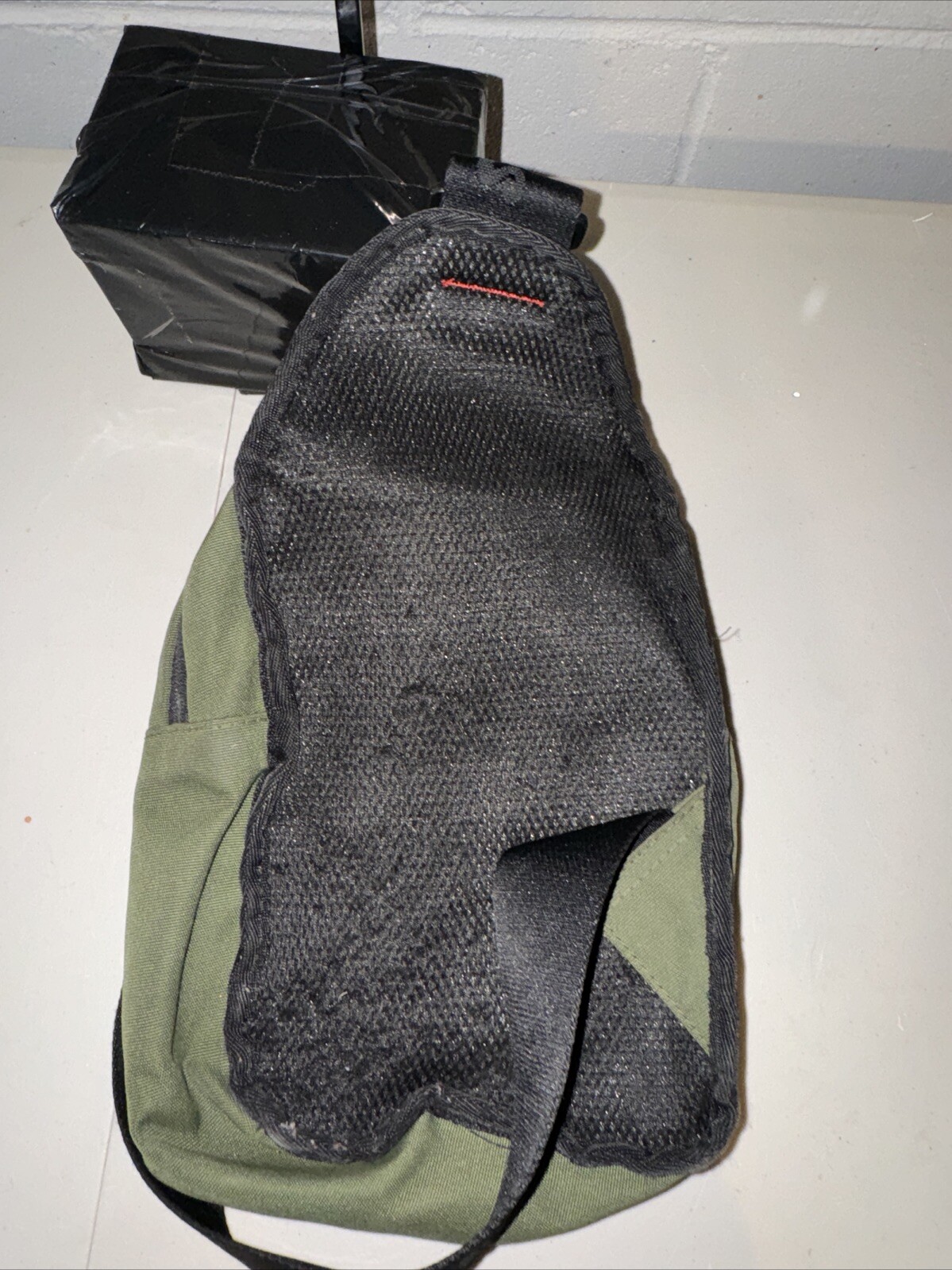 Cookies SF Rack Pack Smell Proof Over The Shoulder Bag