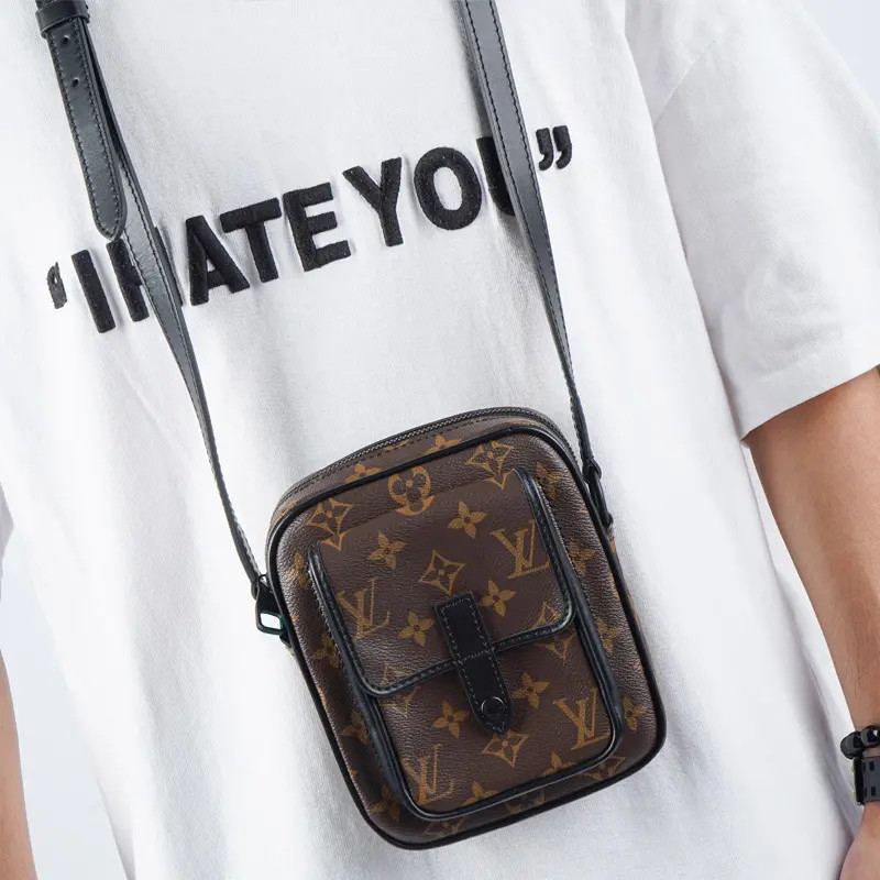 LOUIS VUITTON Christopher Camera Bag Phone Bag Crossbody Bag Men’s 6x3x6.6 in