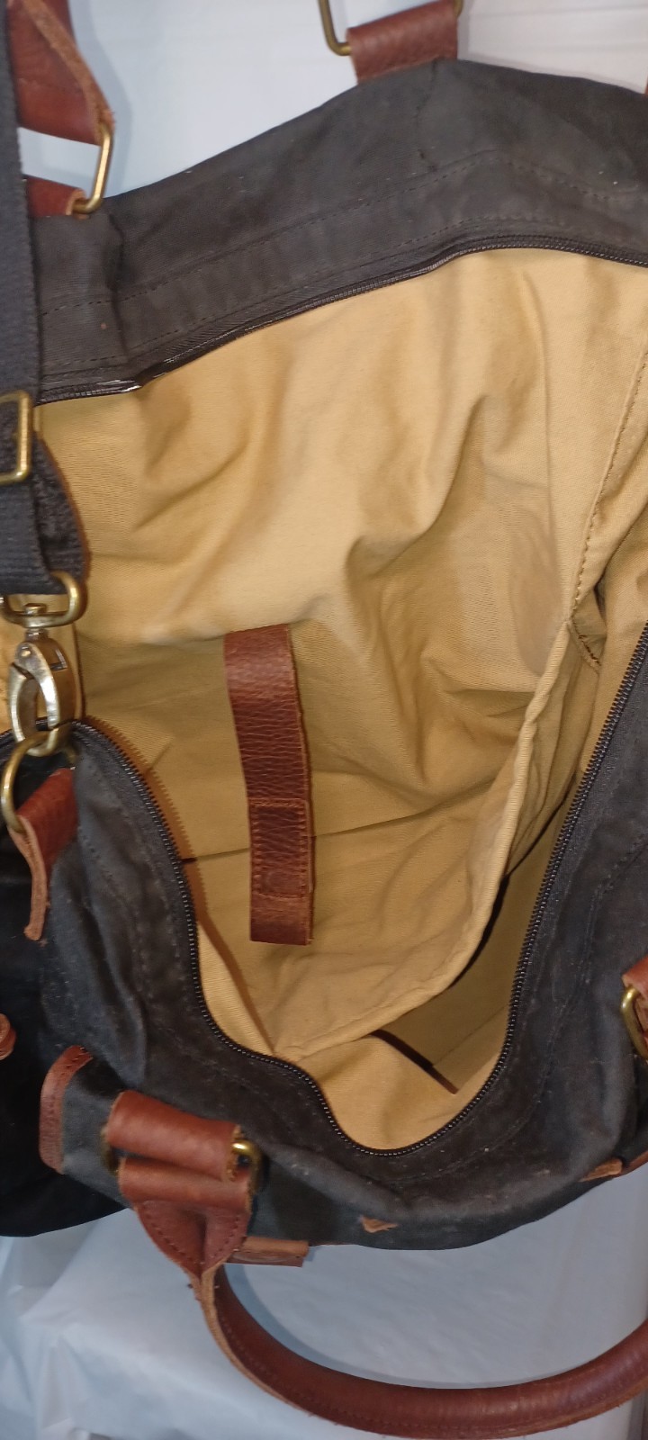 Duluth Trading Co Canvas and Leather Travel Duffle Bag Weekender Carry On Tote