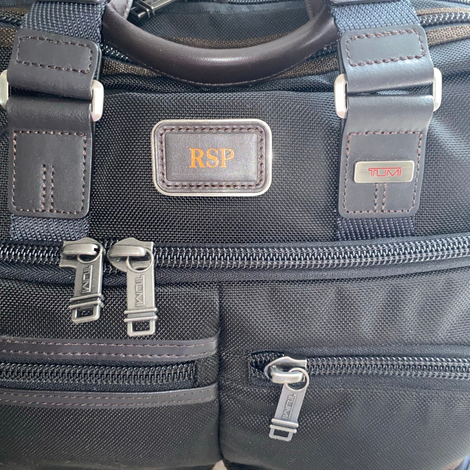 TUMI $399 Alpha Bravo Andersen Slim Commuter Briefcase Black Brown EUC
