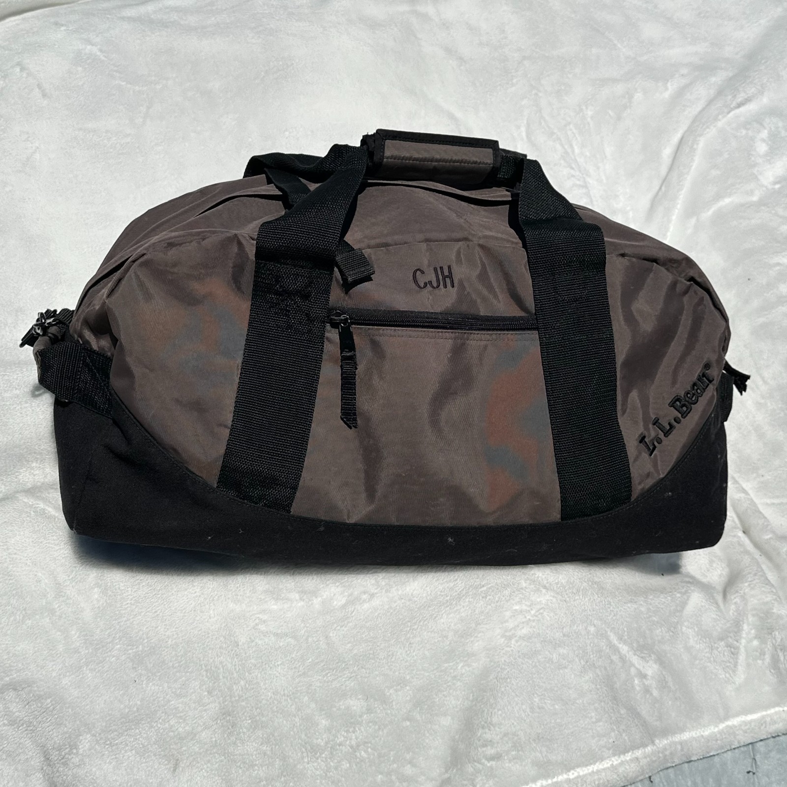 L.L. Bean Adventure Duffle Bag Large 23” Heavy Duty Nylon Brown Outdoors Sport