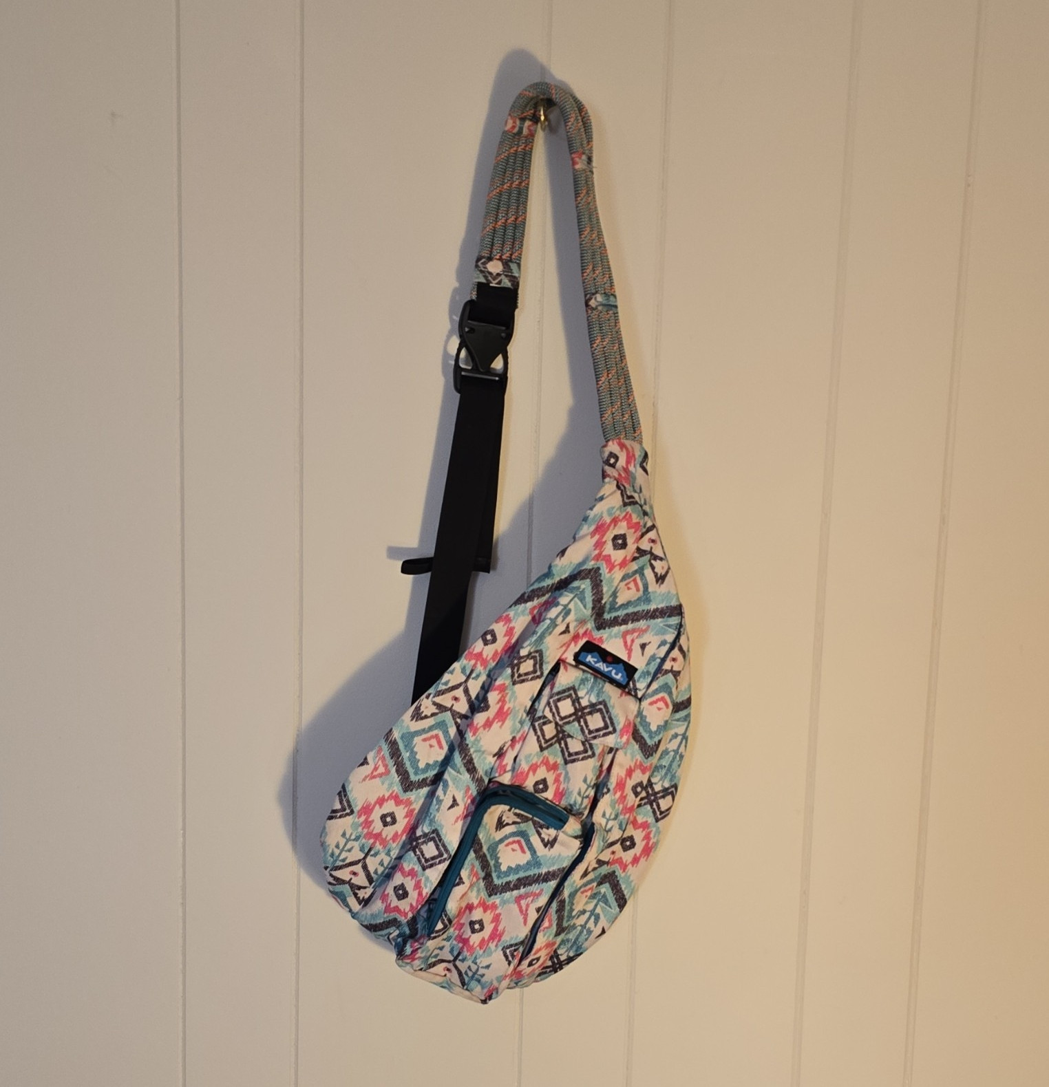 KAVU Geometric Multicolor Crossbody Sling Bag, Zipper & Buckle, Adjustable