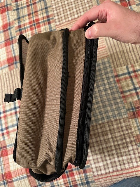 Duluth Trading Company Large Brown and Black Canvas Messenger Bag NWD
