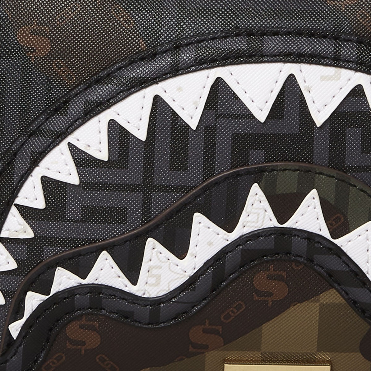 Toiletry Bag Hanging Pouch Sprayground Panic Attack Sharks In Paris New B3276