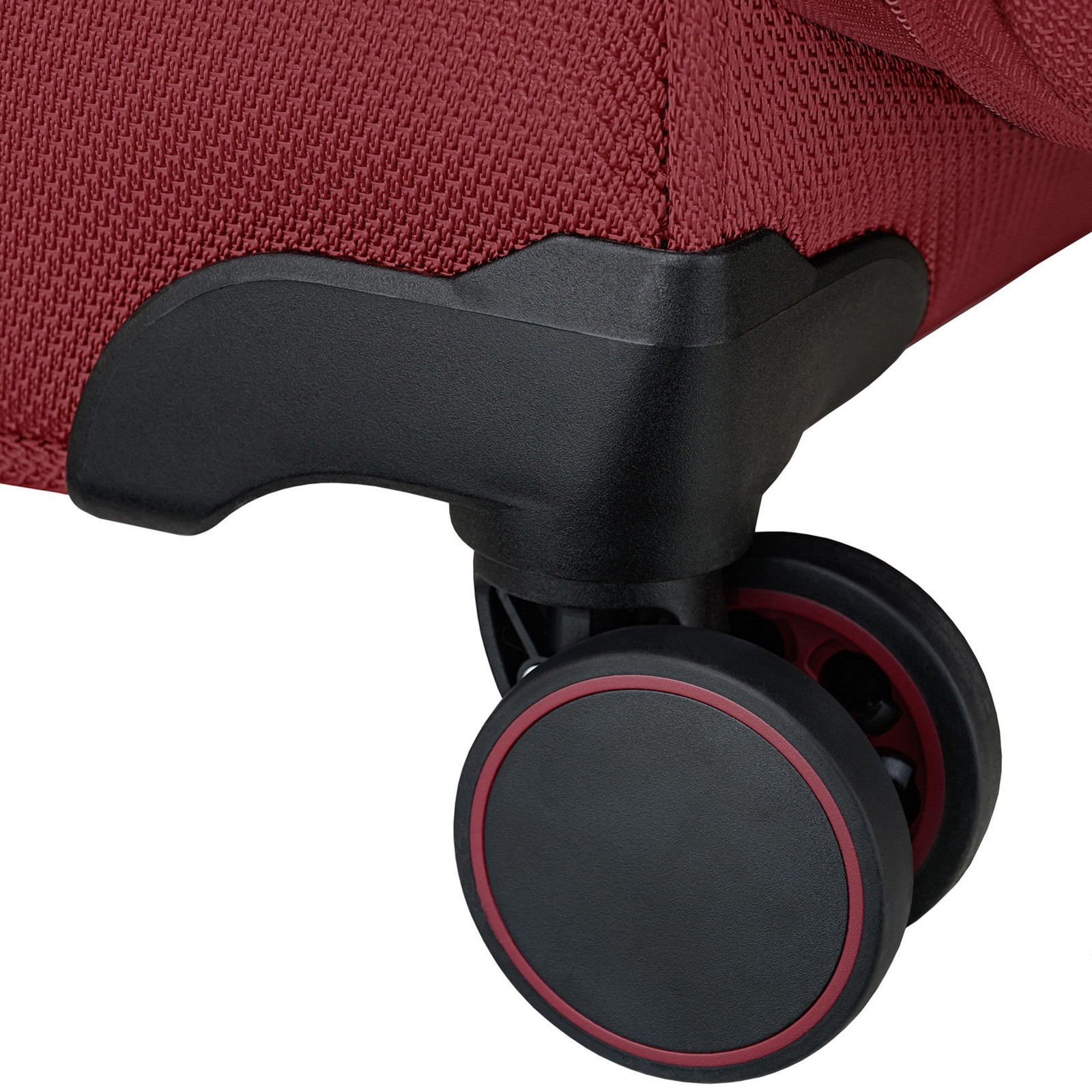 TOTAL TRAVELWARE Everest Expandable Softside Spinner Wine 25 Inch Spinner U1