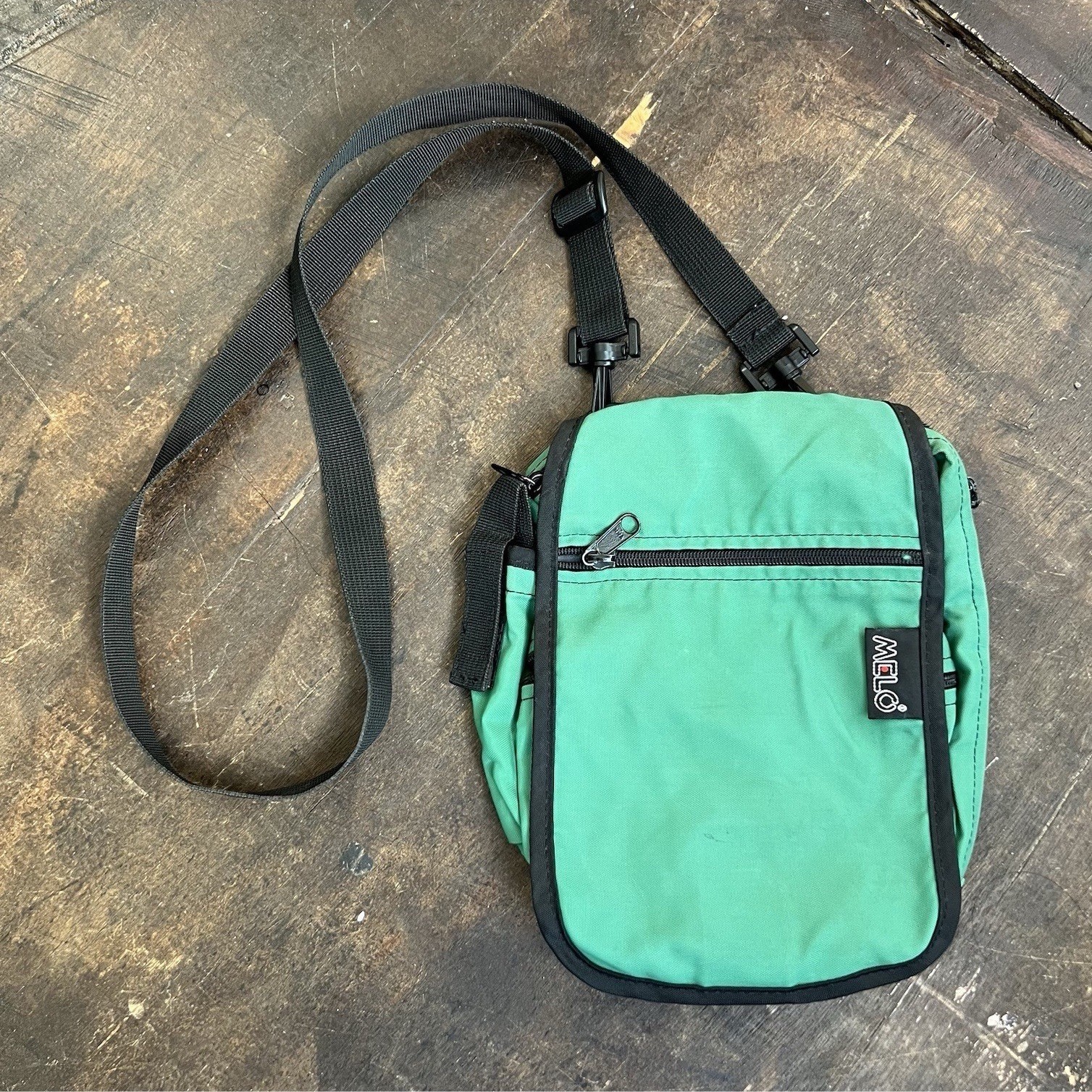 MELO Solid Green Black Crossbody Utility Travel Bag YKK Zip Closure Surf VTG USA