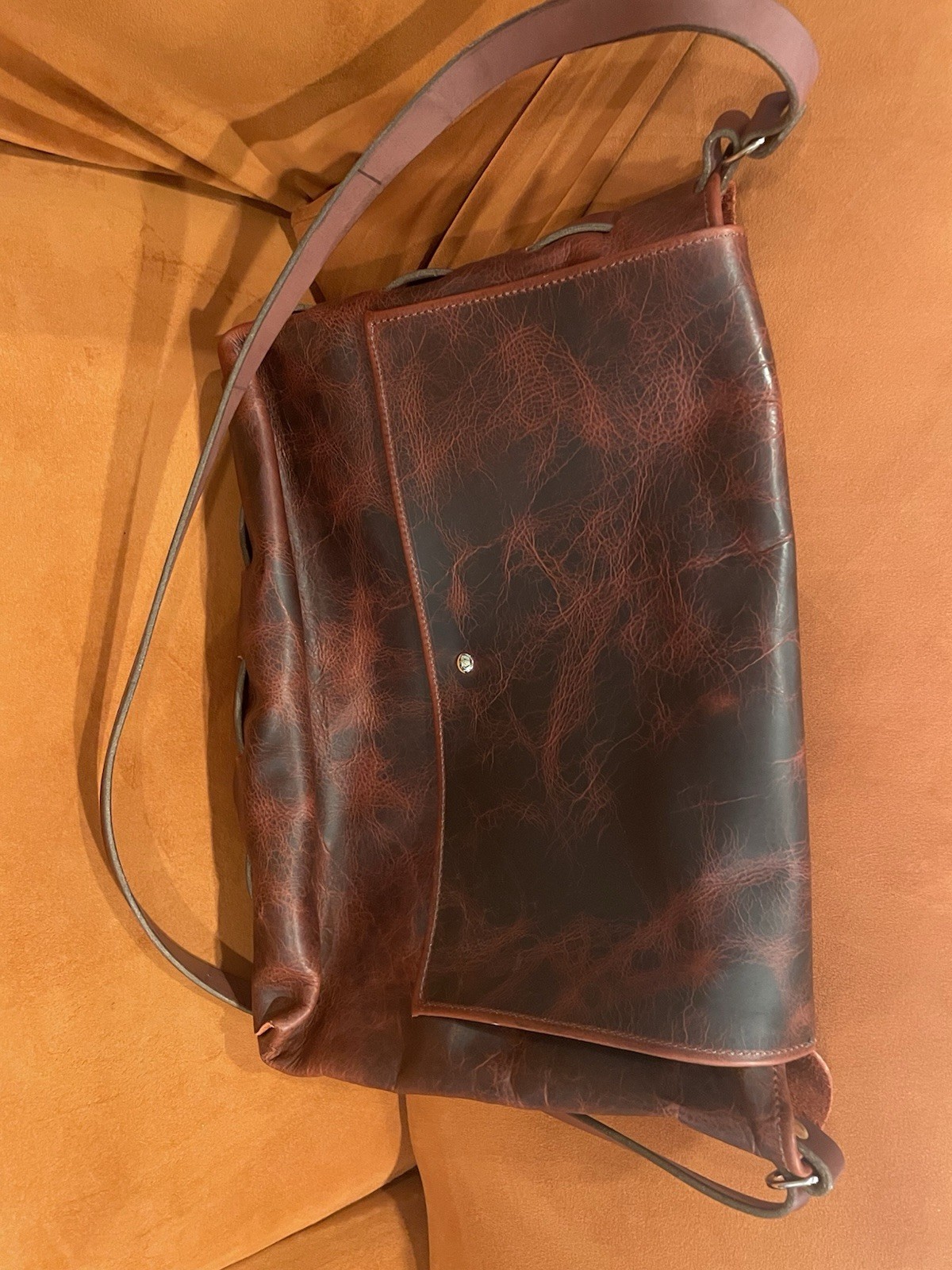 HANDMADE Bison Leather Messenger Bag Satchel Burgundy BRAND NEW