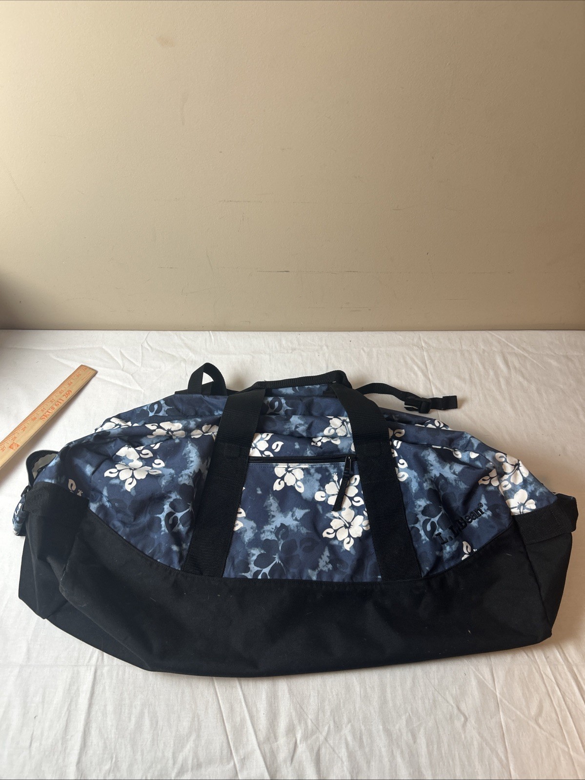 L.L. Bean Blue White And Black Print Duffel Bag Men’s Or Women’s