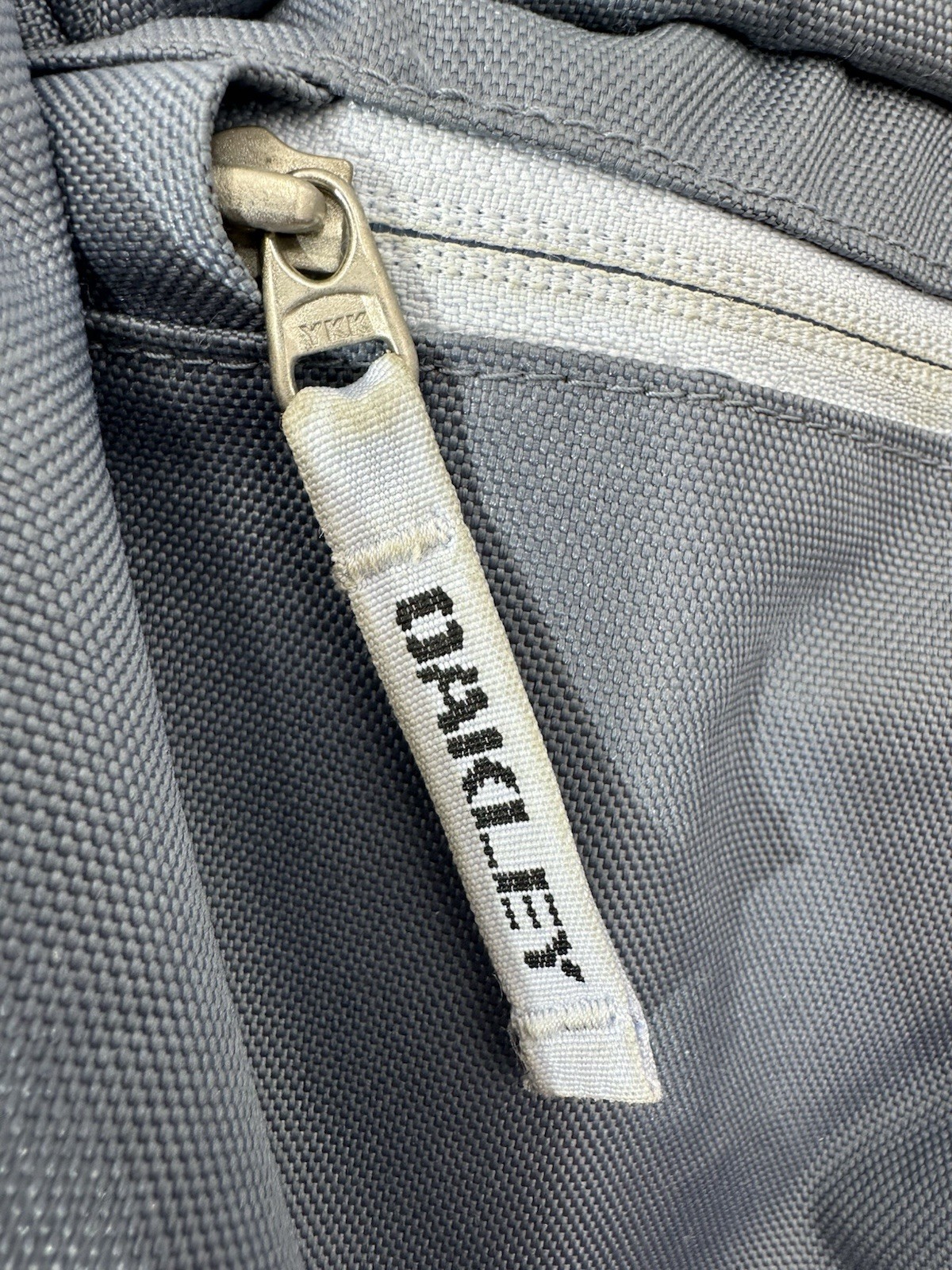 Oakley Backpack Max Load Pack 30L Bag With Laptop Compartment in Grey