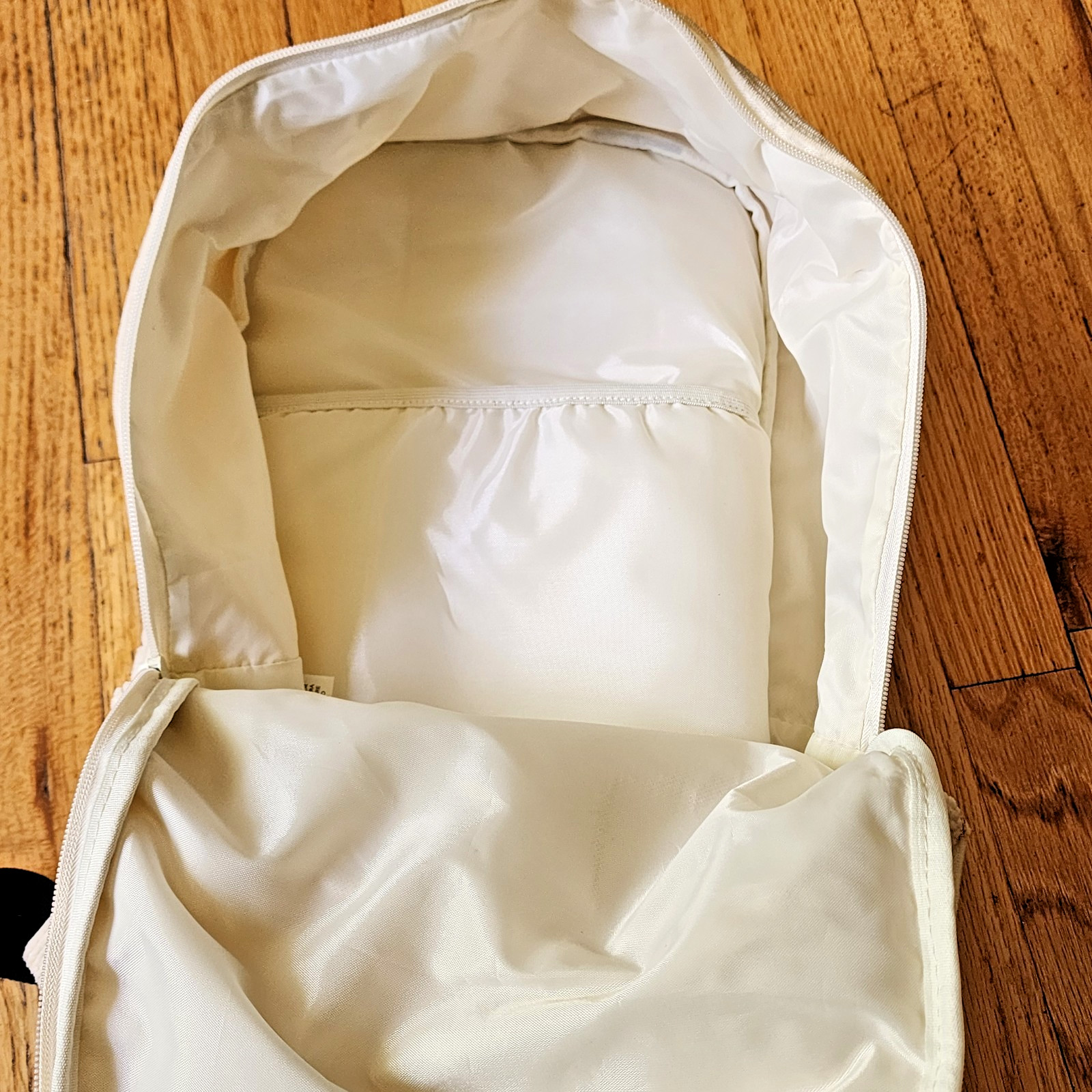 Vintage Ocean Pacific OP Backpack Ivory Corduroy 3 Compartment Zip Close 18″x12″