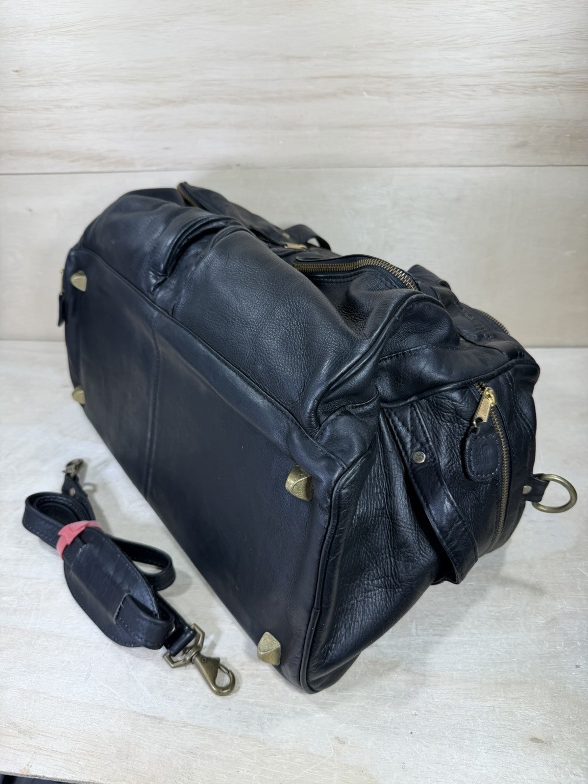 Frye Leather Duffle Bag- Black – Style 102 Benchcrafted Cross Body Strap -Duffel