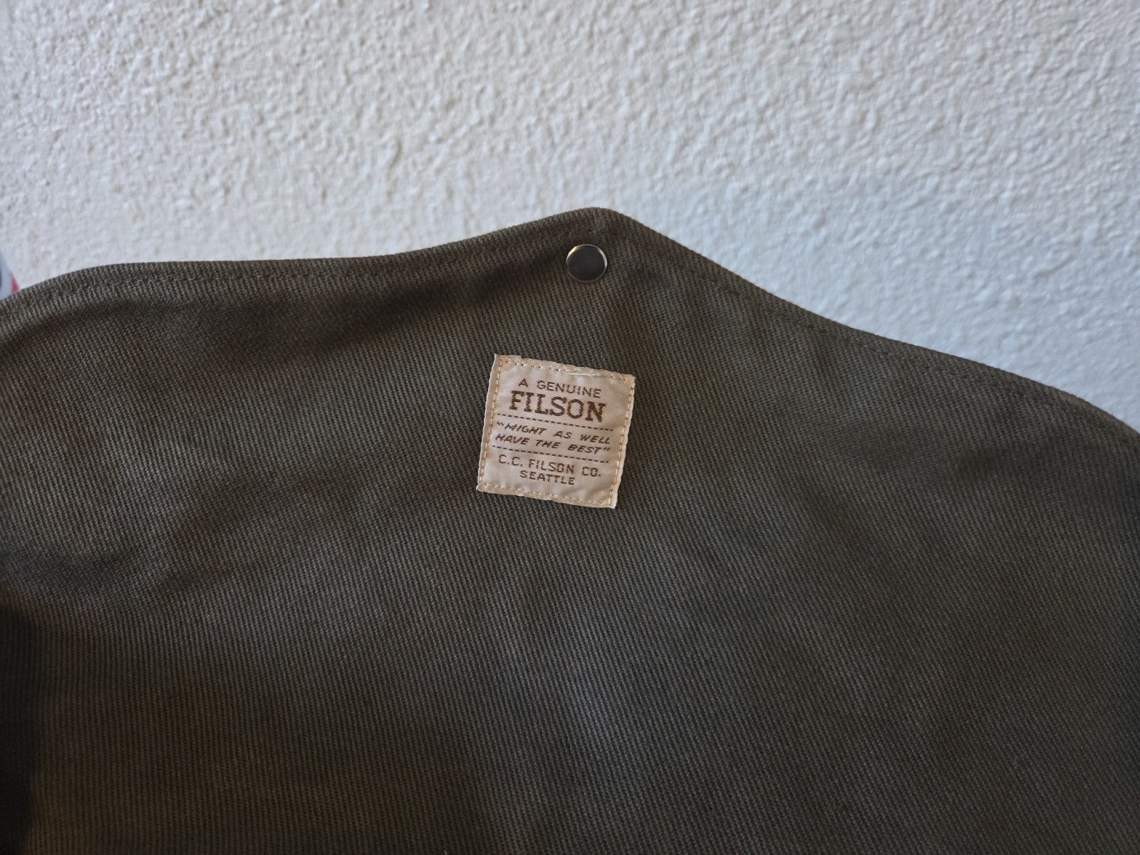 Filson Rugged Twill Padded Computer Bag | YKK Era | Otter Green | Made in USA