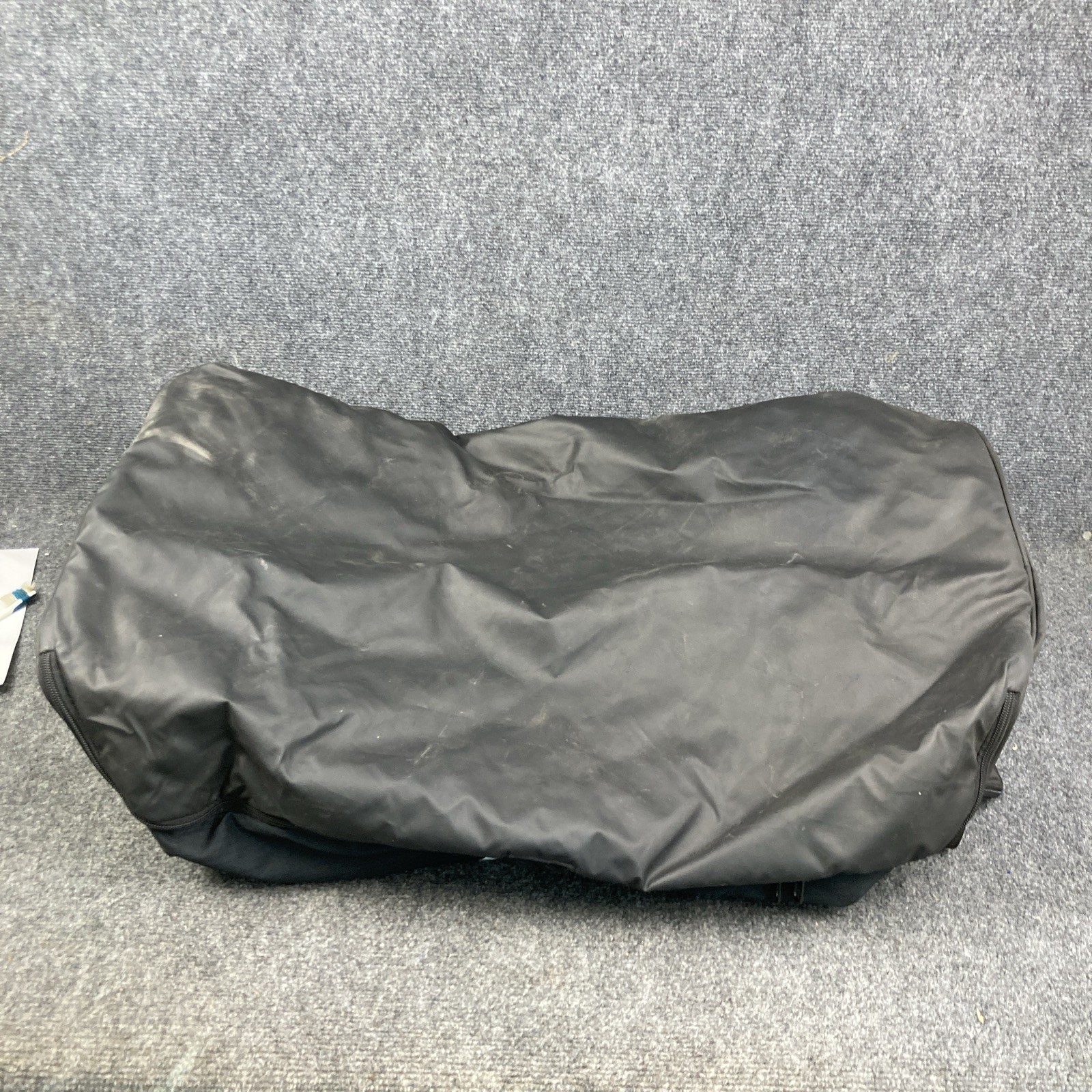 Nike Black Large 27″ Multi-Compartment Zippered Shoulder Strap Equipment Bag