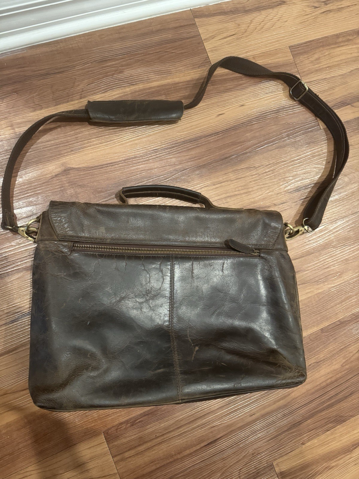 KomalC Brown Men’s Messenger Bag Zip/Buckle Closure Shoulder Strap Inner Pockets