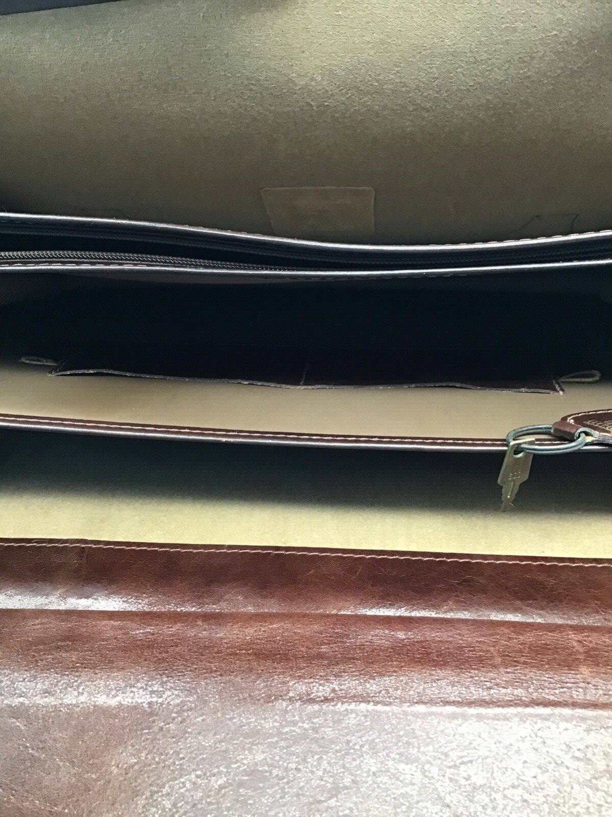Renwick Brown/Tan Leather Briefcase Made in Canada Vintage 17 x 14 Inches