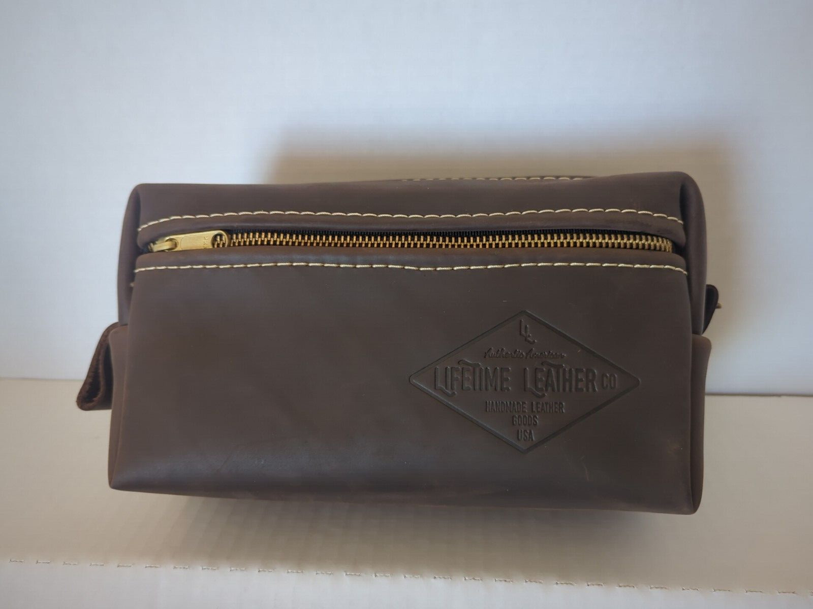Lifetime Leather – Large Toiletry Dopp Bag