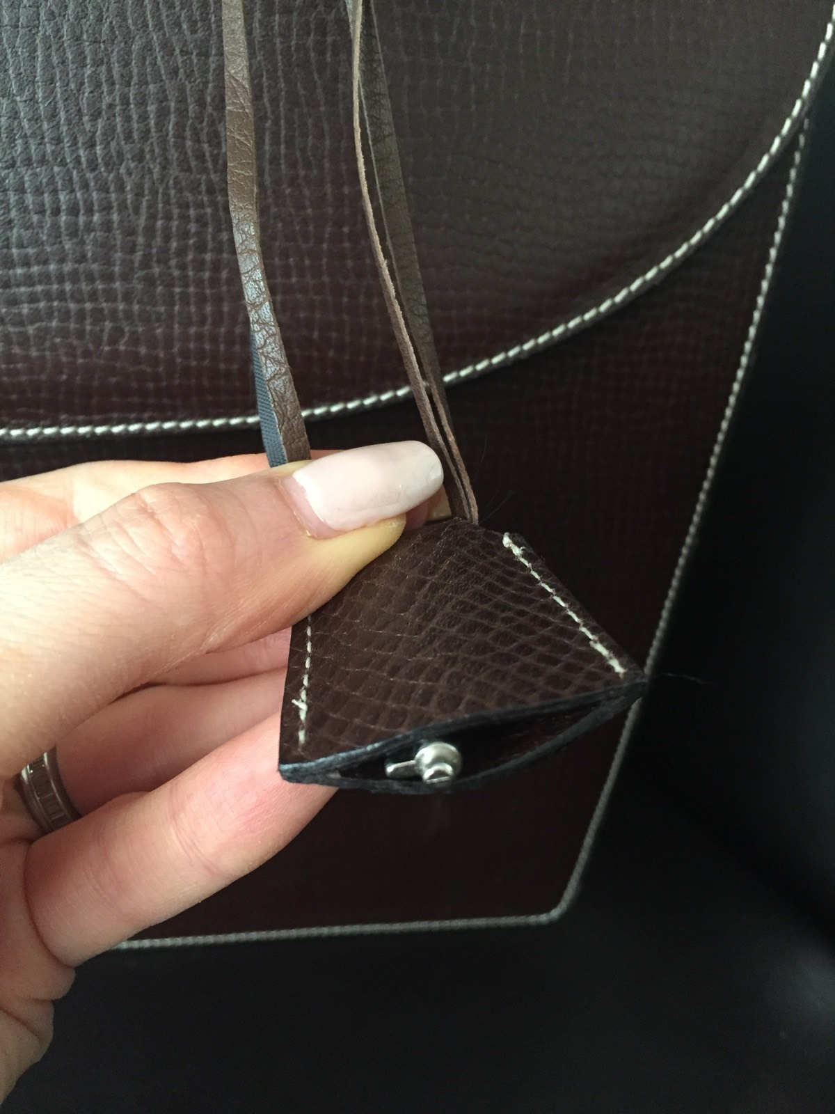 LAVA Men’s Leather Briefcase