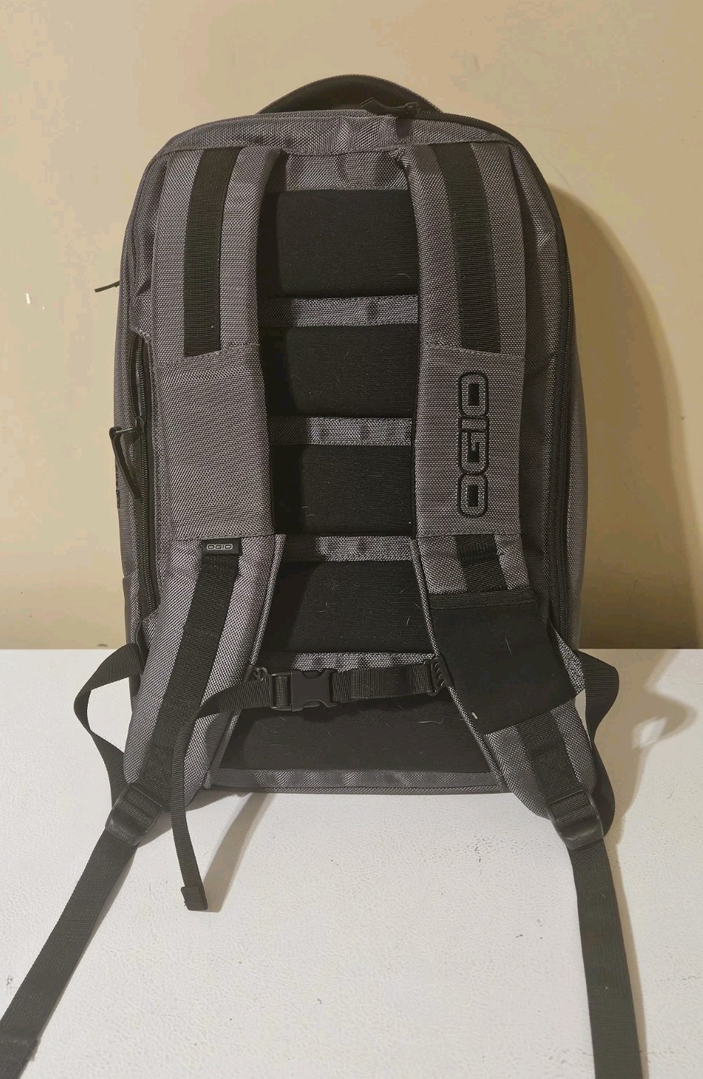 OGIO® Ace Pack, Gray, Brand New Backpack, 1680D, 1,450 cu. in./22.1 L, PADDED